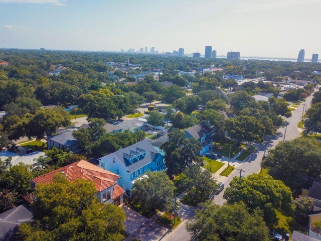 Four Bedroom Pool Home In S. Tampa property image