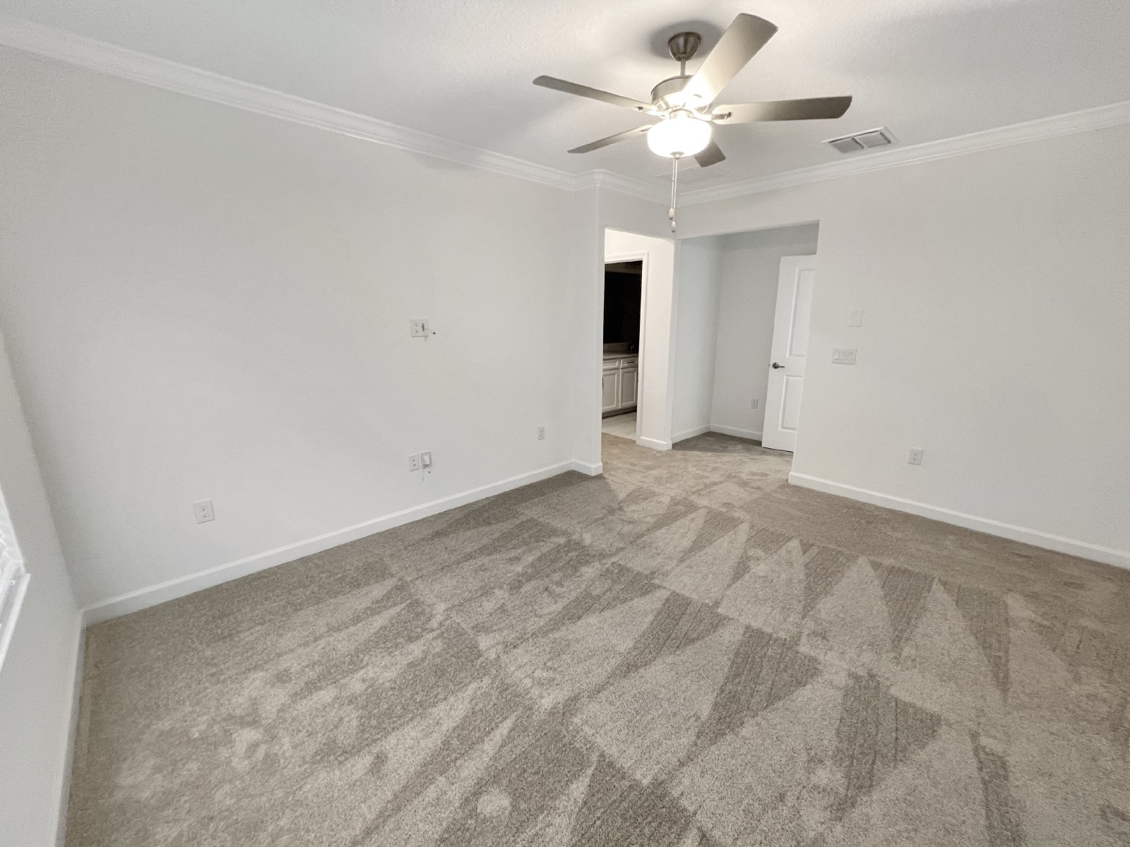 Brand New 3 Bed, 2 Bath, 1 Car Garage Villa In Angeline property image