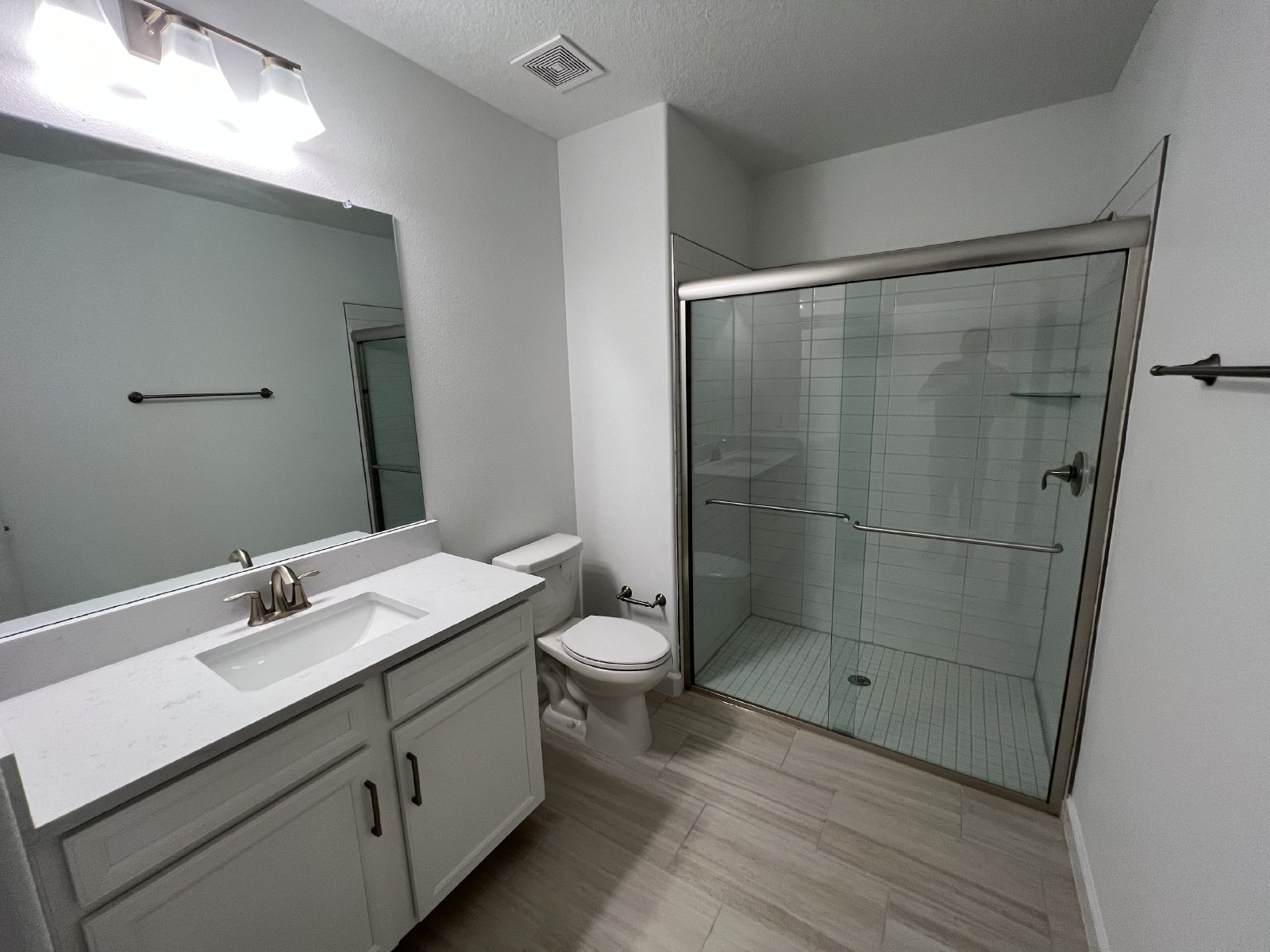 Brand New 3 Bed, 2 Bath, 1 Car Garage Villa In Angeline property image