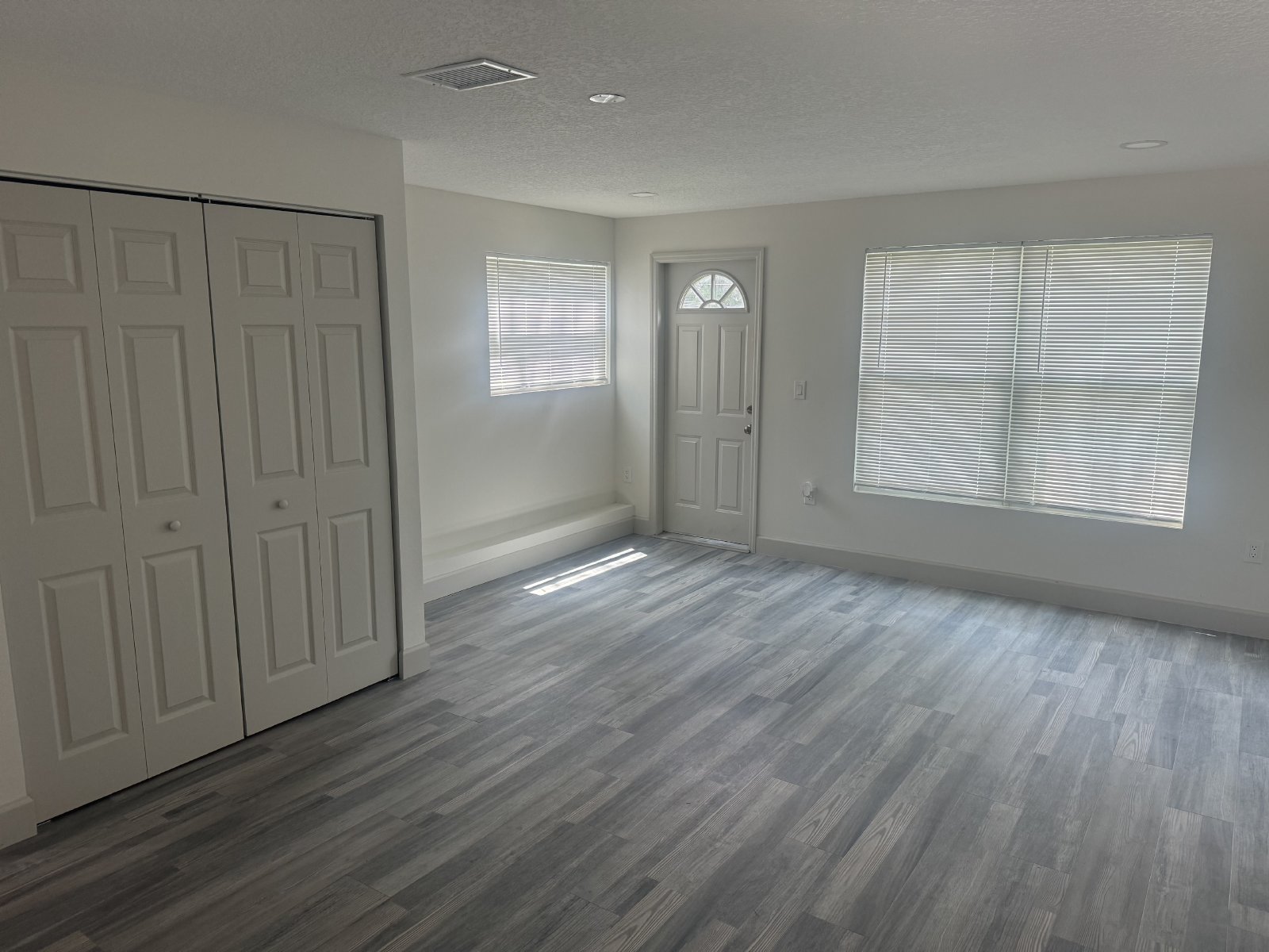 Charming 3 Bedroom, 3 Bath Duplex Utilities Included property image