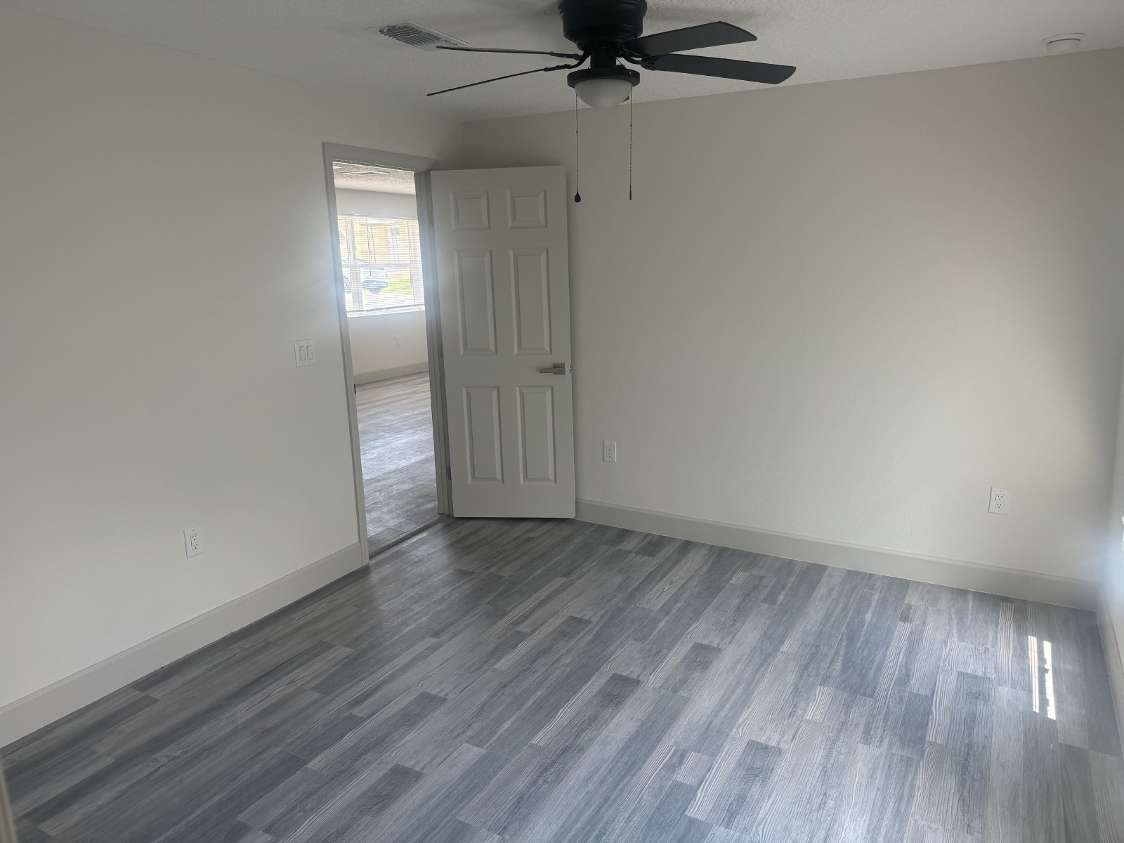 Charming 3 Bedroom, 3 Bath Duplex Utilities Included property image