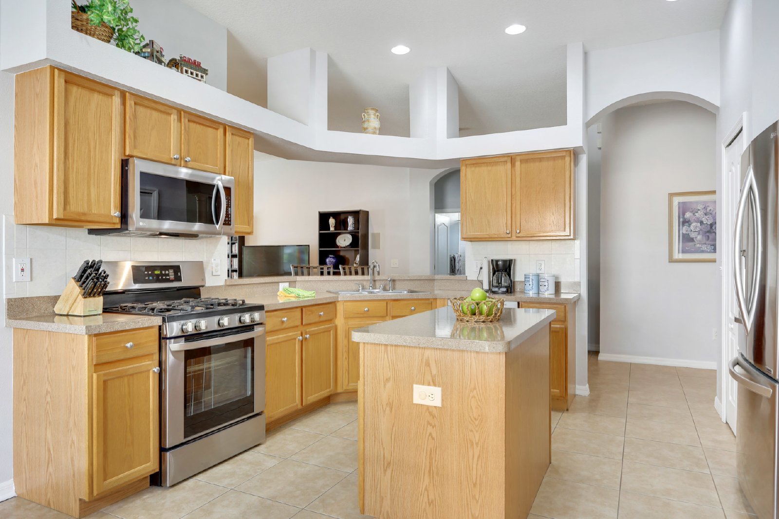 Beautiful Pool Home! property image