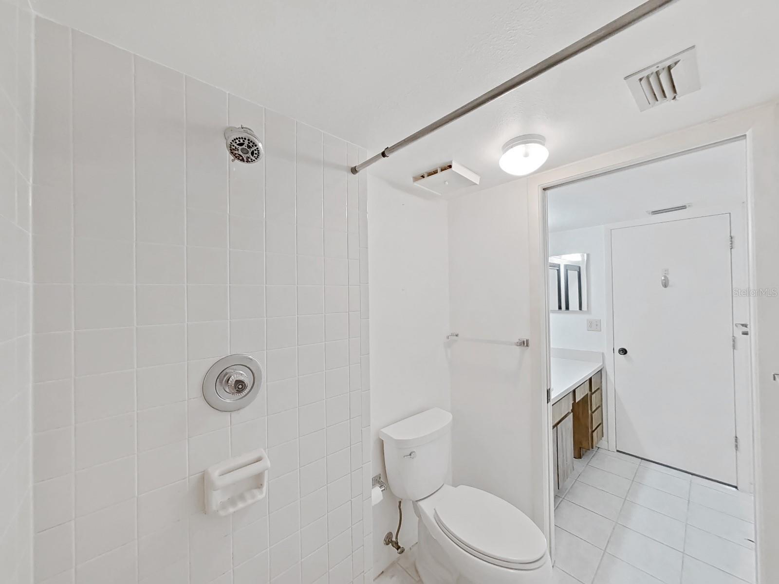 Palm Harbor 2/2 Pool & Sports Courts property image