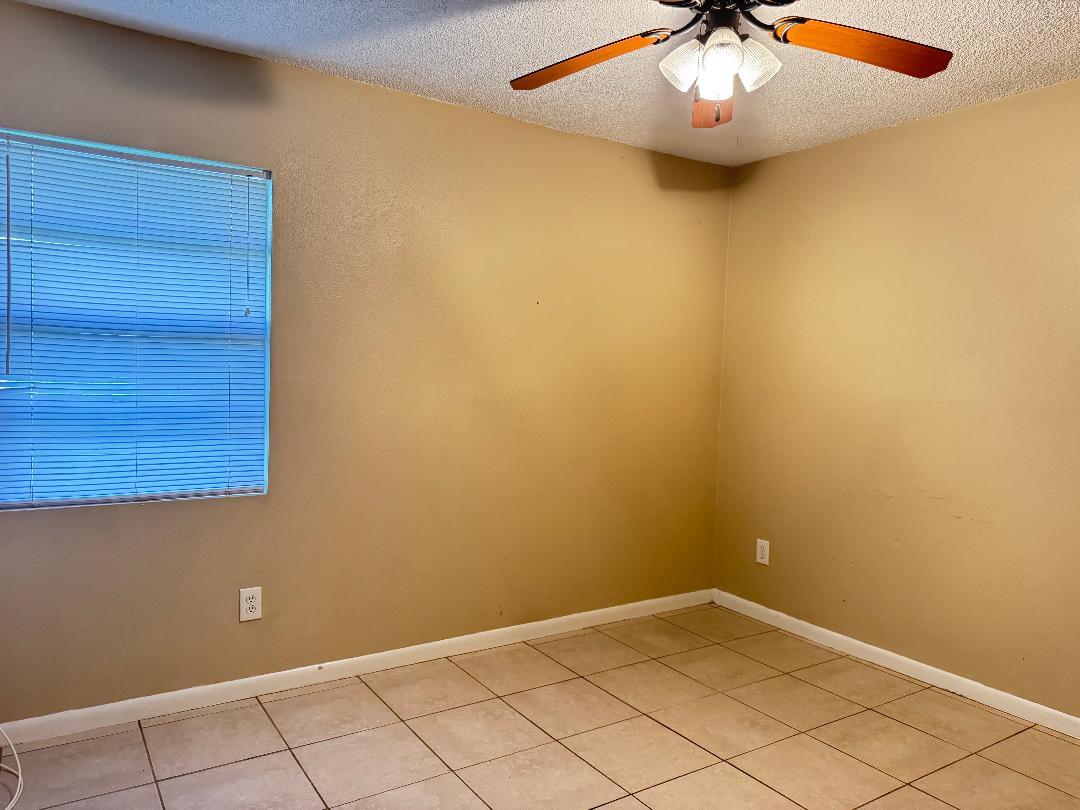 1211 Foxwood Drive, Lutz, Three Bedroom Home, Cute House property image