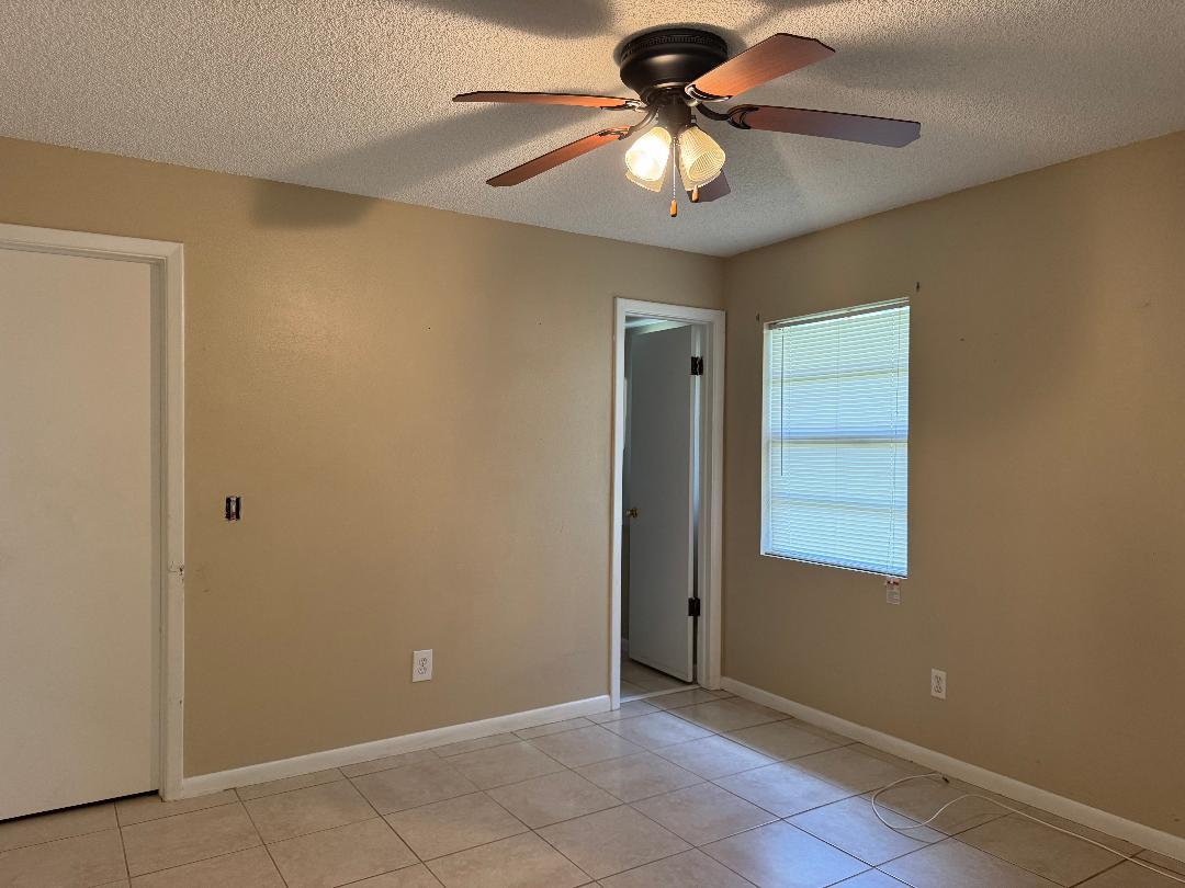 1211 Foxwood Drive, Lutz, Three Bedroom Home, Cute House property image