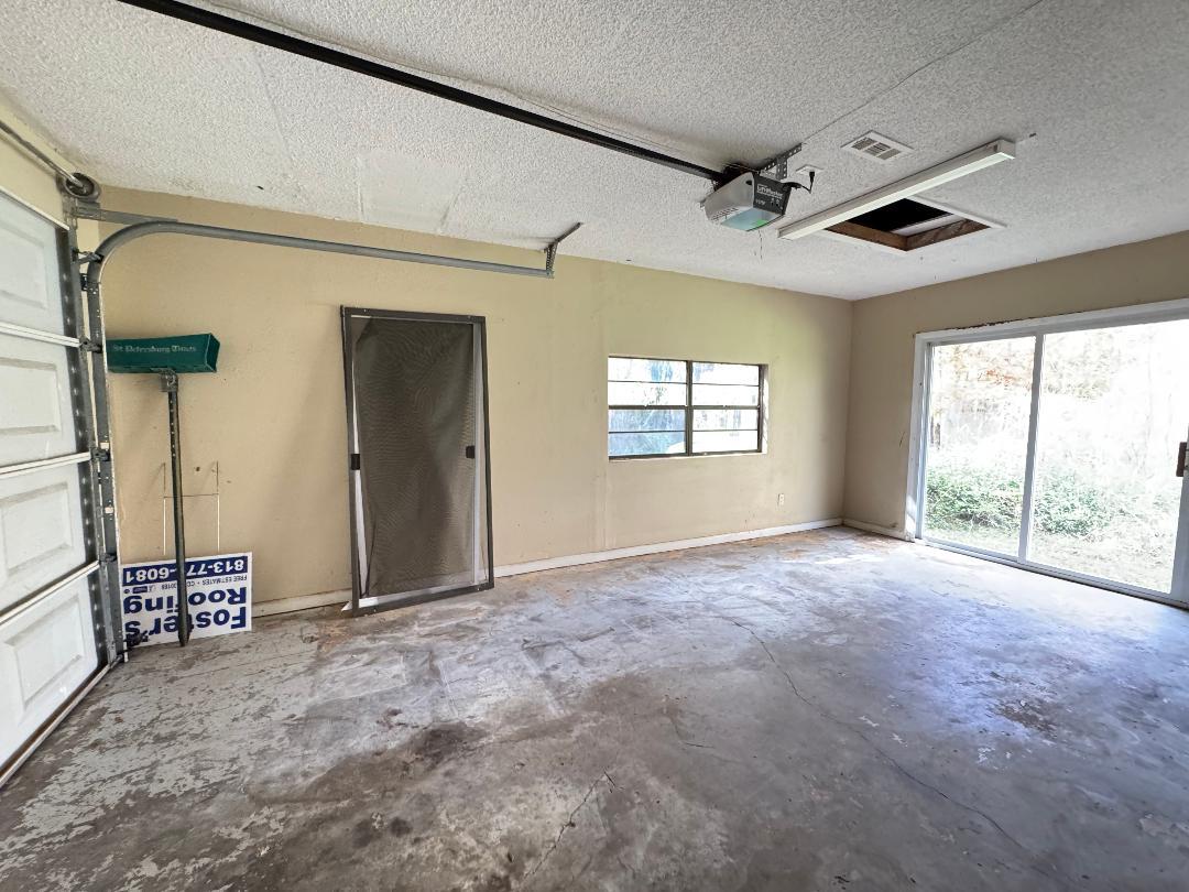1211 Foxwood Drive, Lutz, Three Bedroom Home, Cute House property image