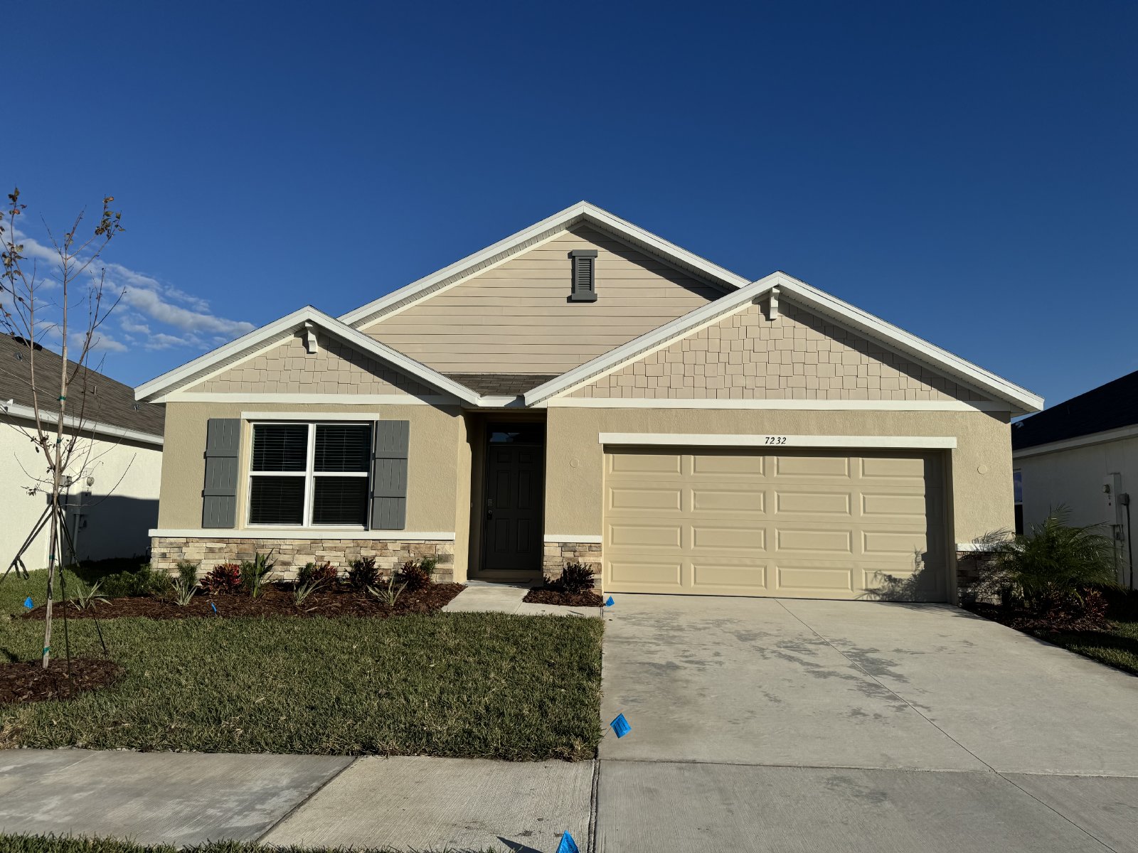 Gorgeous Never Lived In 4 Bed 2 Bath Home in Deerbrook property image