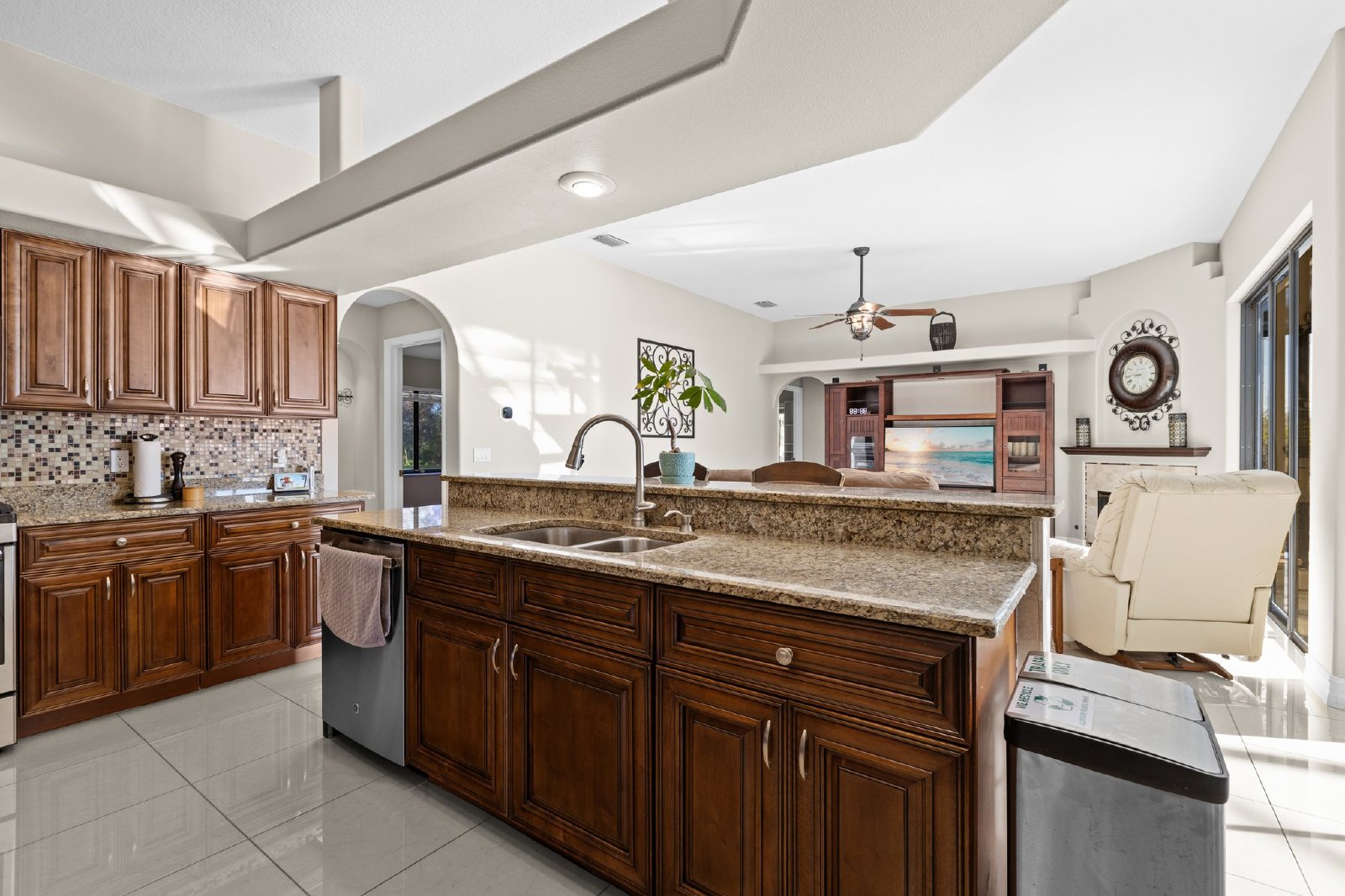 Stunning 4 Bed 3 Bath 3 Car Garage POOL Home Available For RENT property image