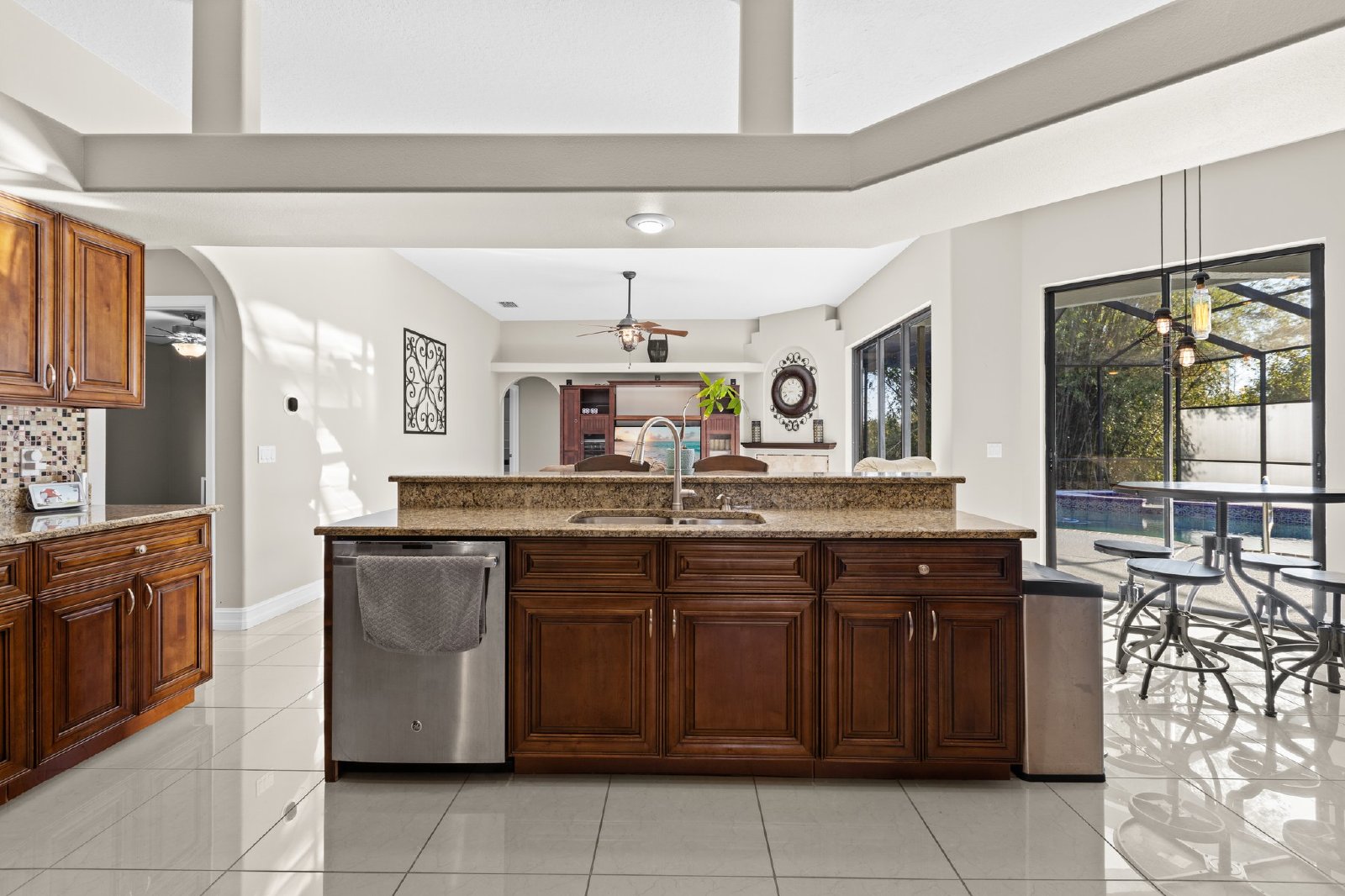 Stunning 4 Bed 3 Bath 3 Car Garage POOL Home Available For RENT property image