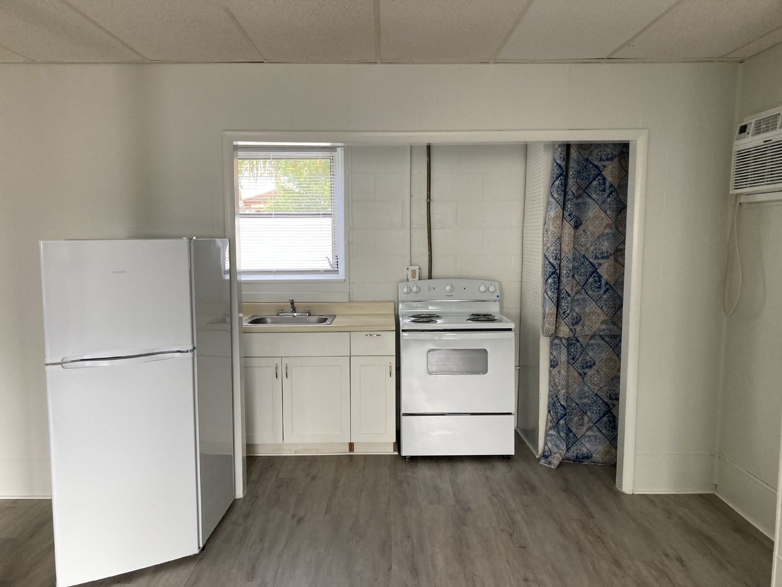 Adorable Studio Apt In The Heart Of St. Pete property image