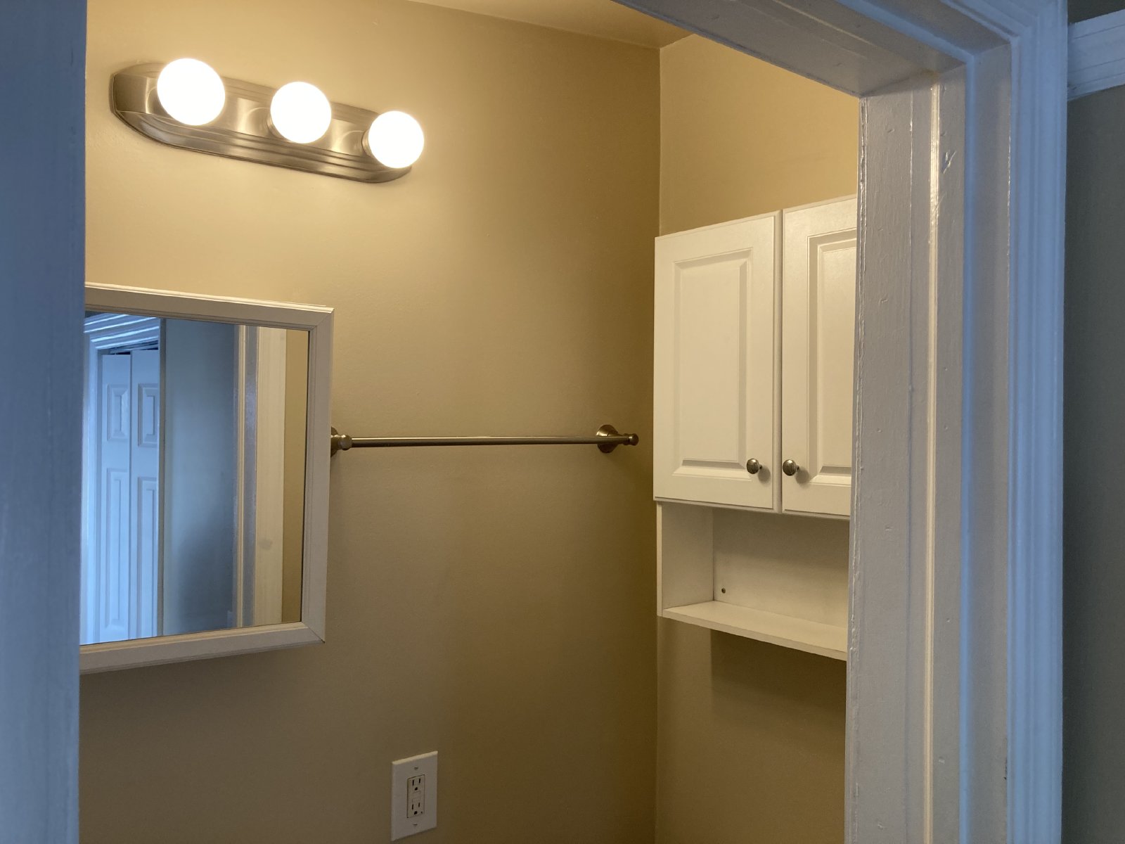 Tangerine Ave 5609 1/2 property image