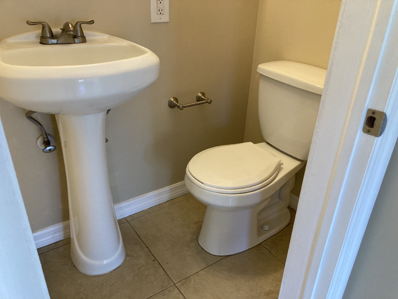 Tangerine Ave 5609 1/2 property image