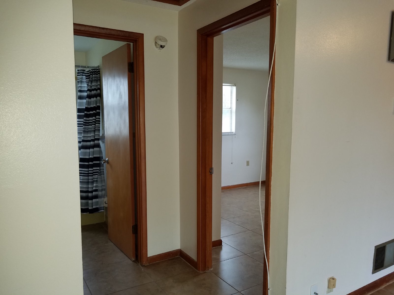 1 Bedroom 1 Bath Duplex property image