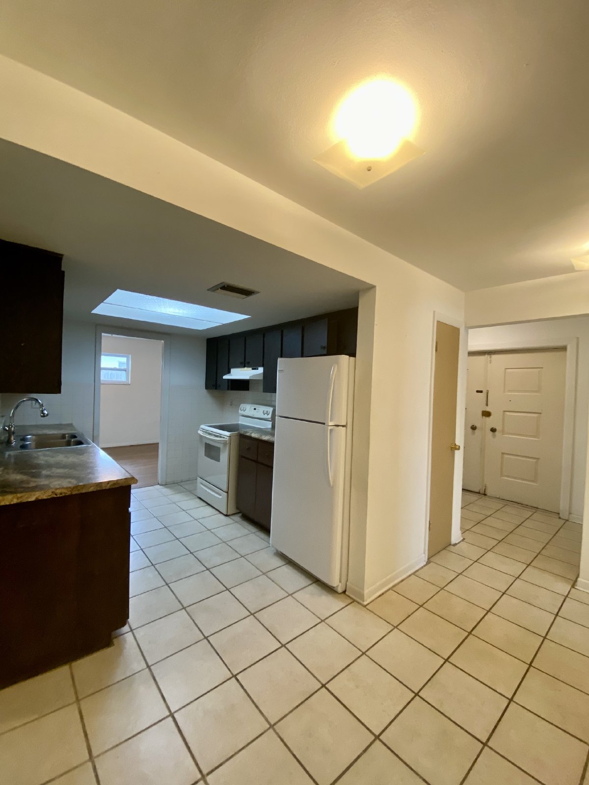 Adorable 2/2 In Clearwater Just 5 Miles To Clearwater Beach! property image