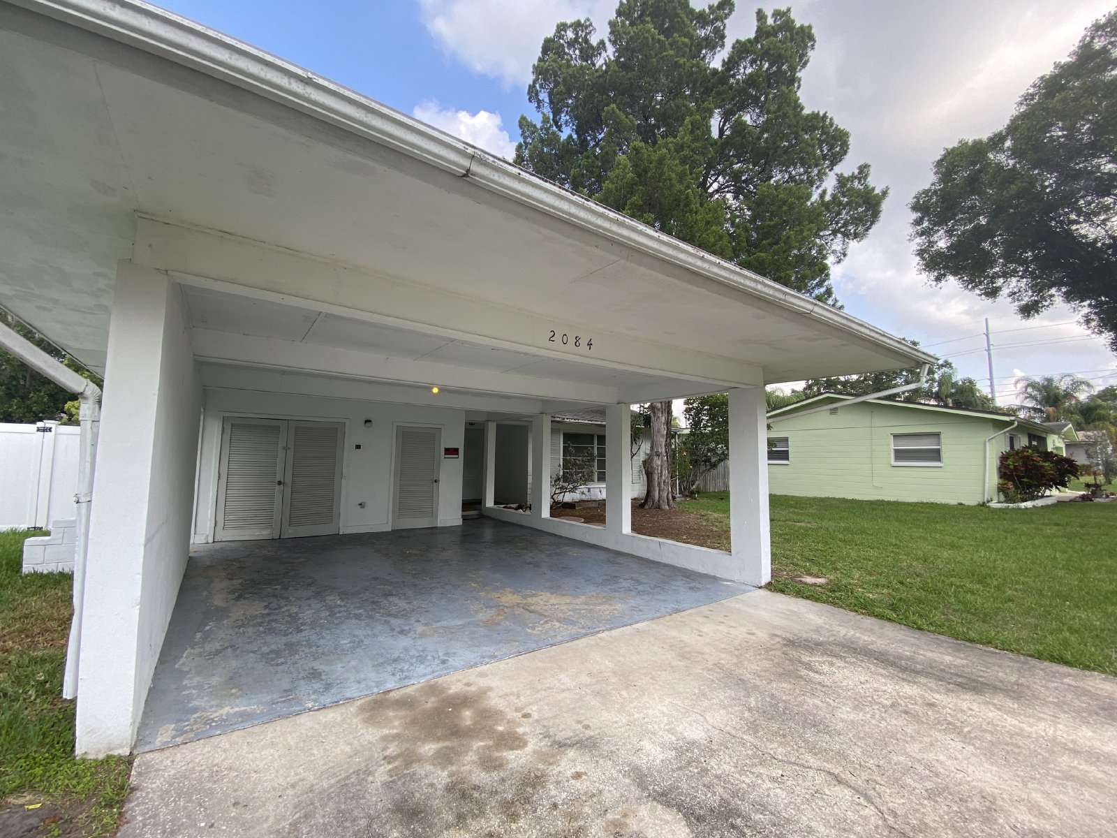 Adorable 2/2 In Clearwater Just 5 Miles To Clearwater Beach! property image