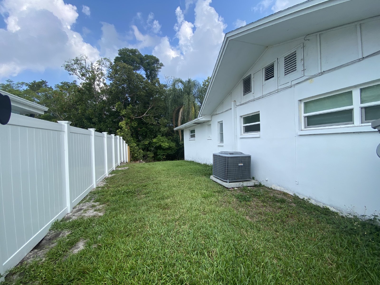 Adorable 2/2 In Clearwater Just 5 Miles To Clearwater Beach! property image