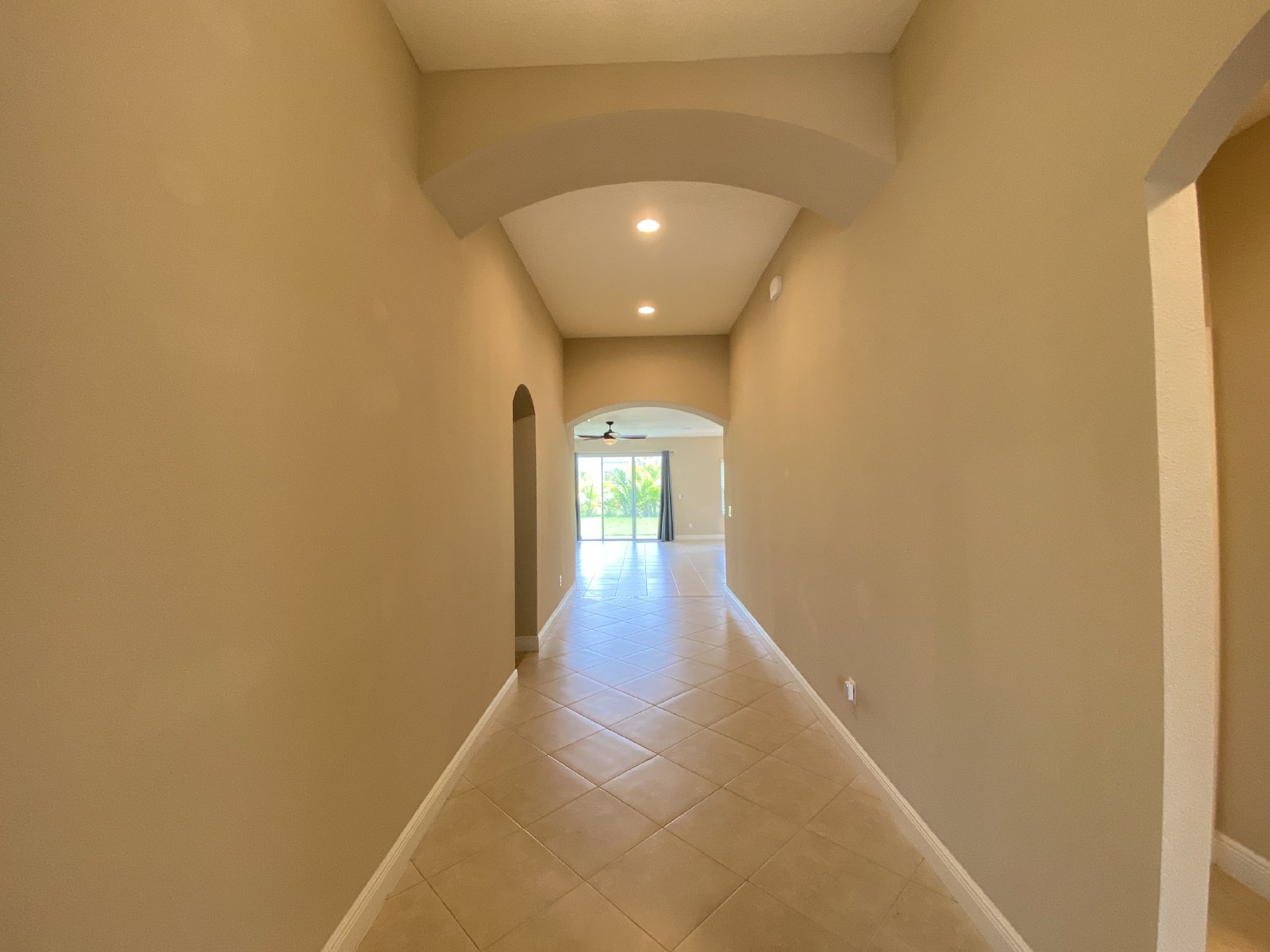 Gorgeous 4/2 In Desirable Location property image