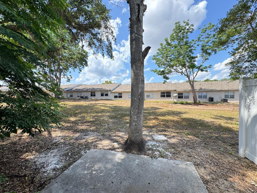 2/1 Duplex On Quiet Dead End Street property image