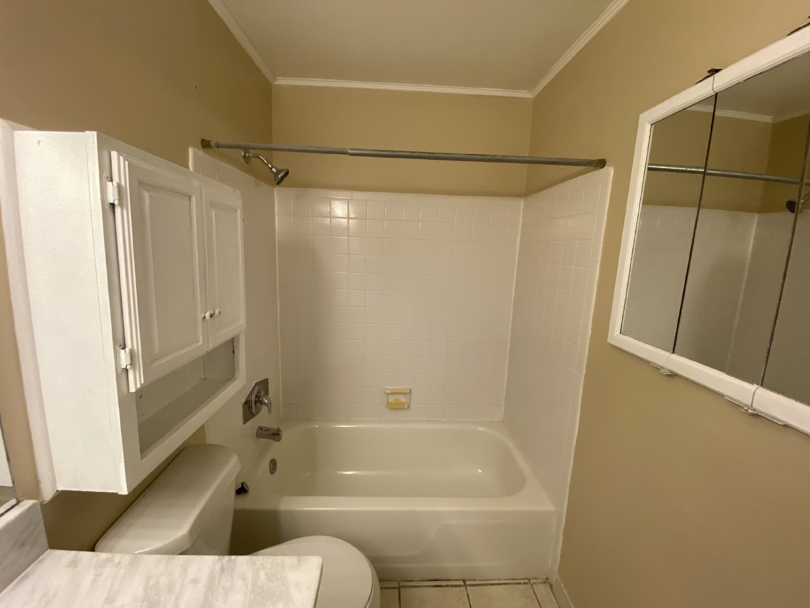 AVAILABLE AUGUST 5th Tampa! 1/1 Gated Community property image