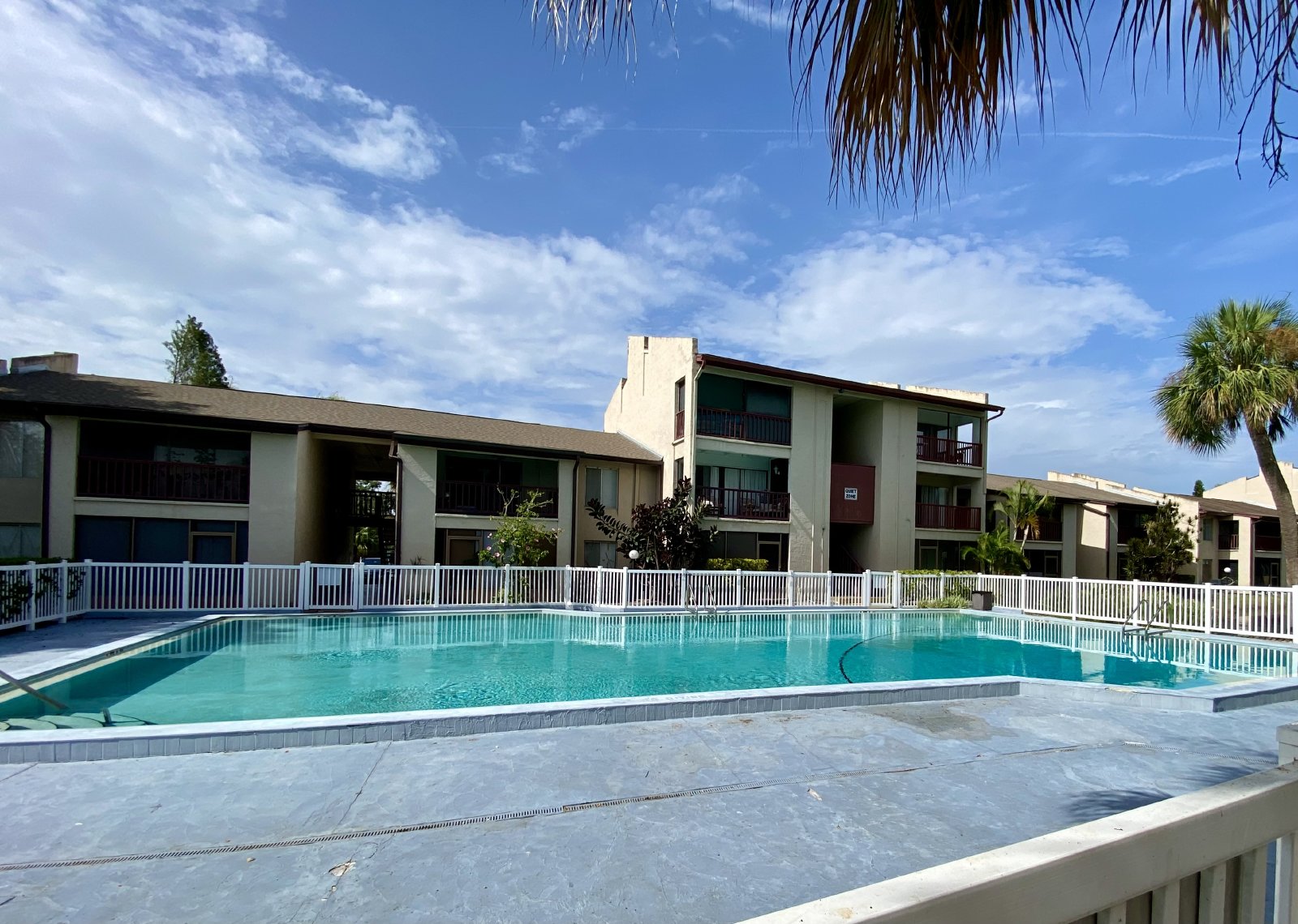 AVAILABLE AUGUST 5th Tampa! 1/1 Gated Community property image