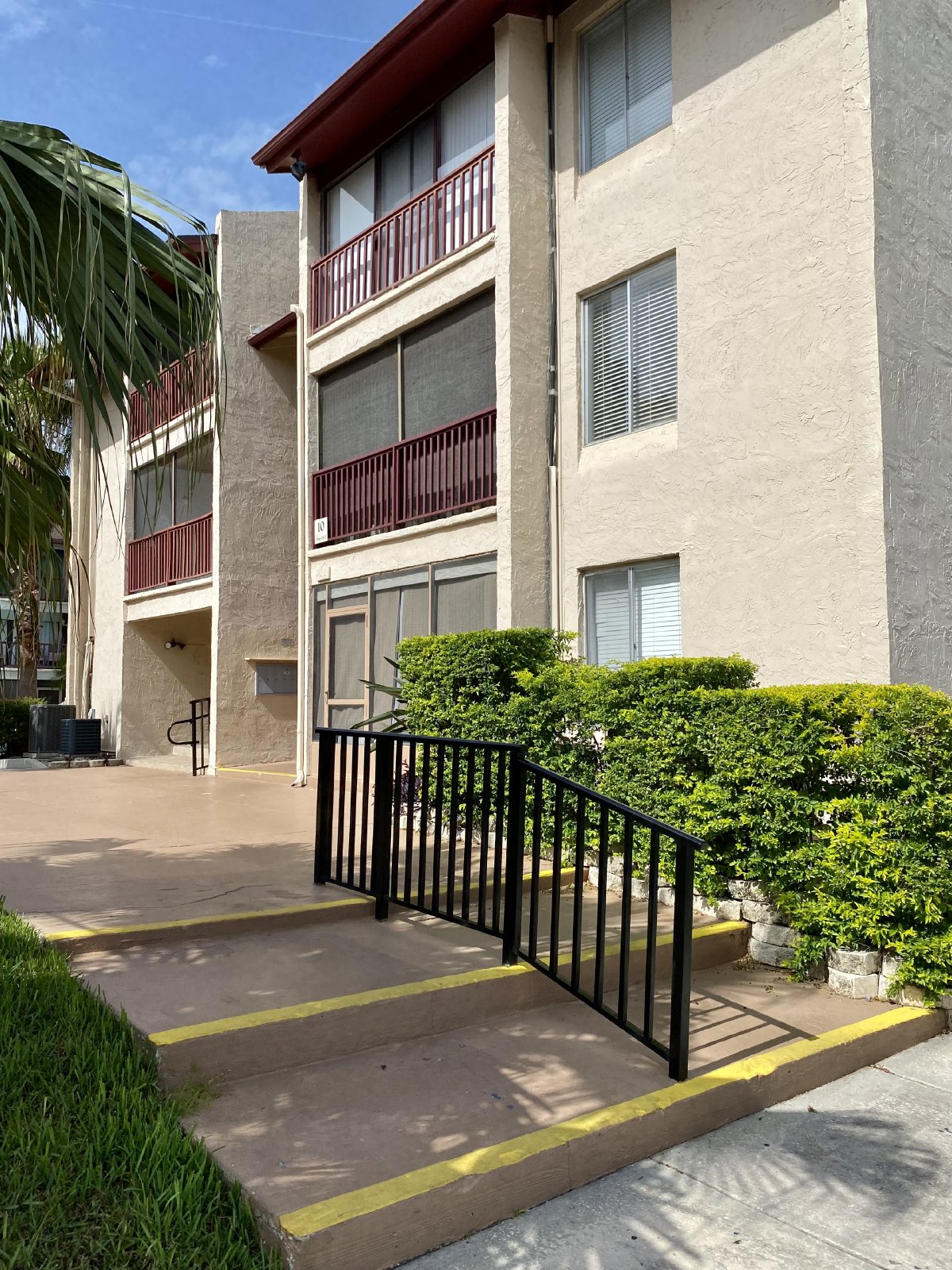 AVAILABLE AUGUST 5th Tampa! 1/1 Gated Community property image