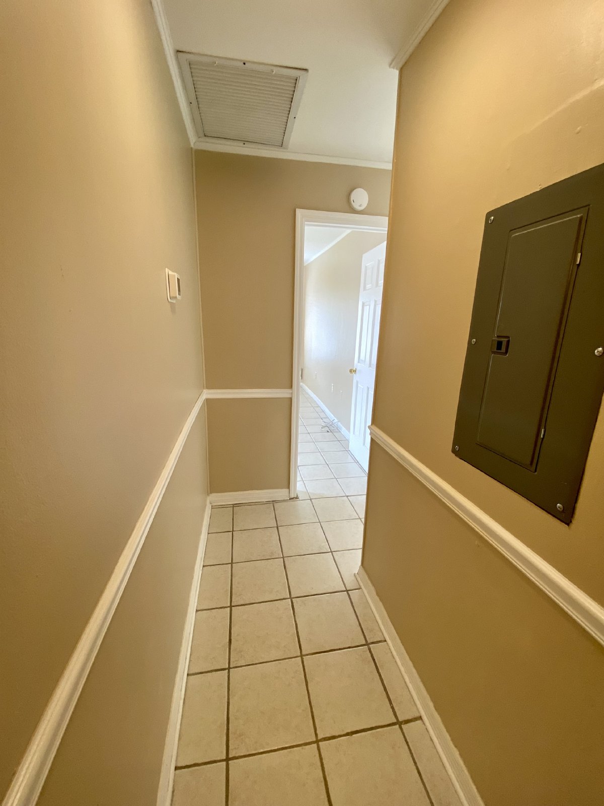 AVAILABLE AUGUST 5th Tampa! 1/1 Gated Community property image