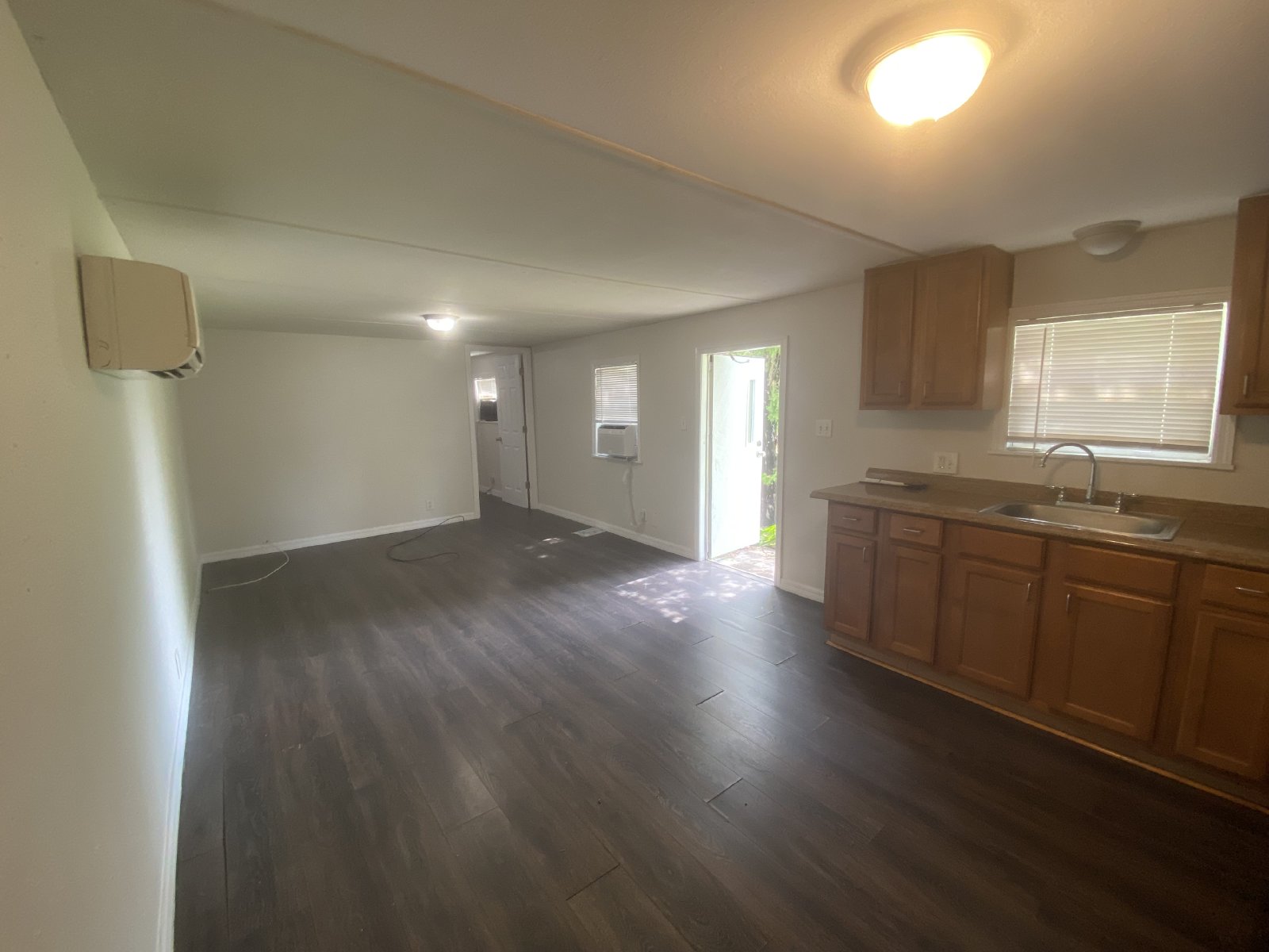 2 Bedroom, 1 Bathroom In Zephyrhills property image