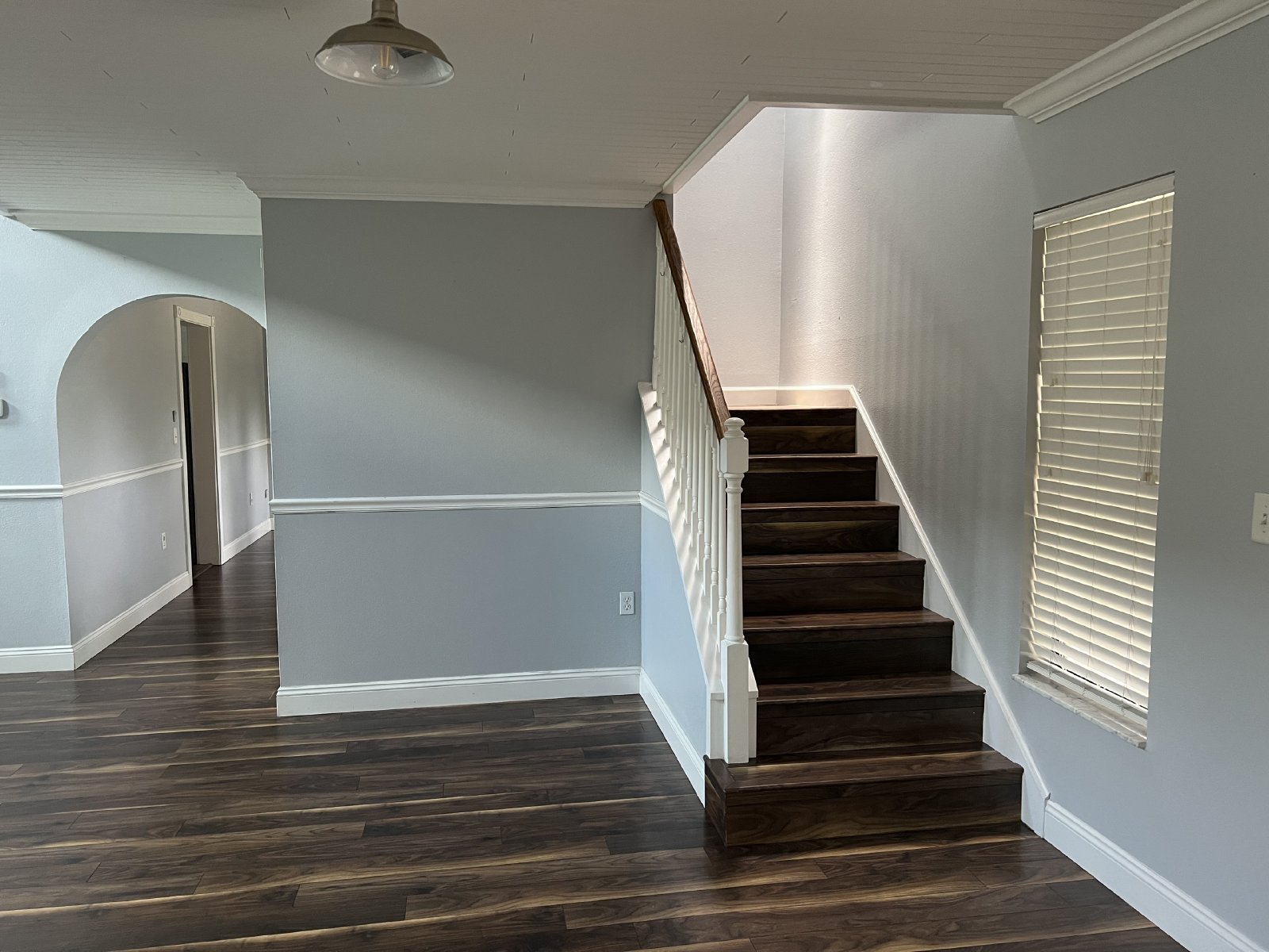Gorgeous And Unique 5/2 Pool Home On A Very Large Lot! property image