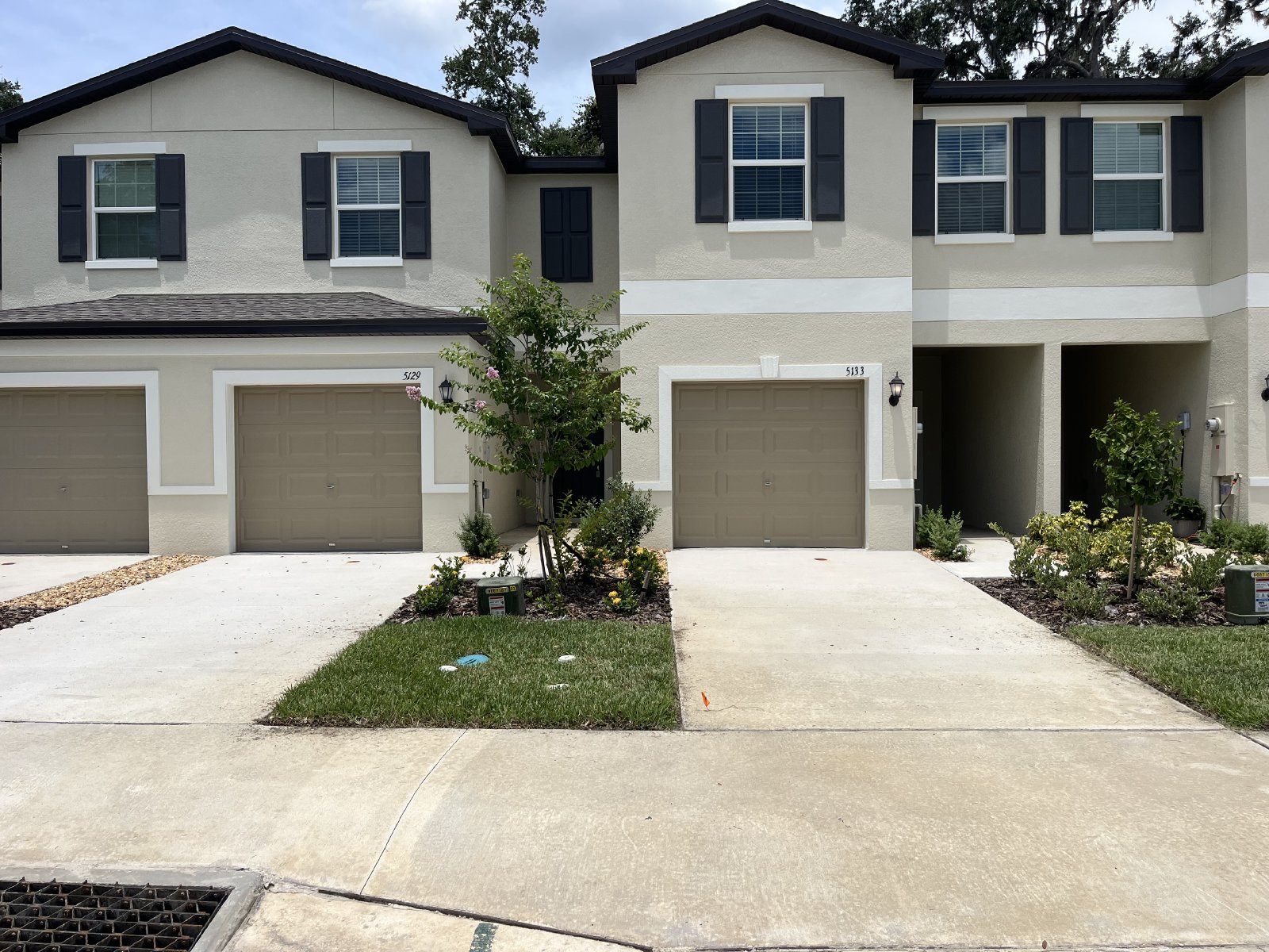 BEAUTIFUL 2 BR 2.5 BATH TOWNHOME READY NOW! property image