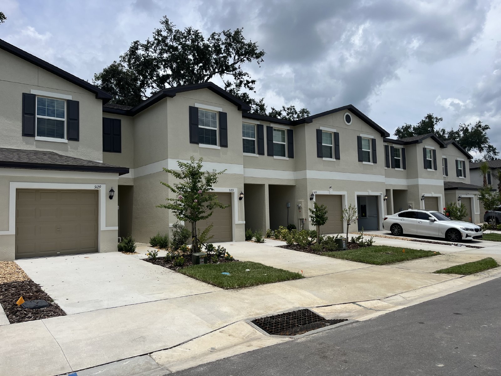 BEAUTIFUL 2 BR 2.5 BATH TOWNHOME READY NOW! property image