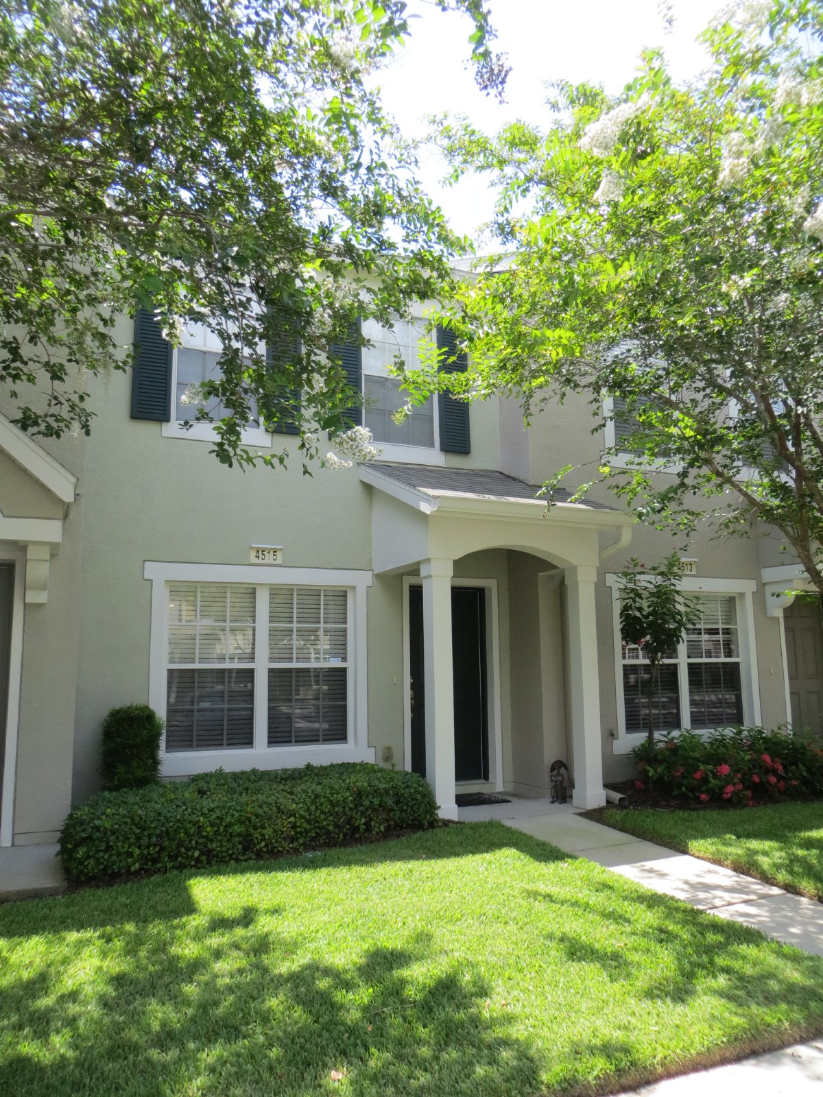 2/2.5 Rental Townhome In Gated Valhalla property image