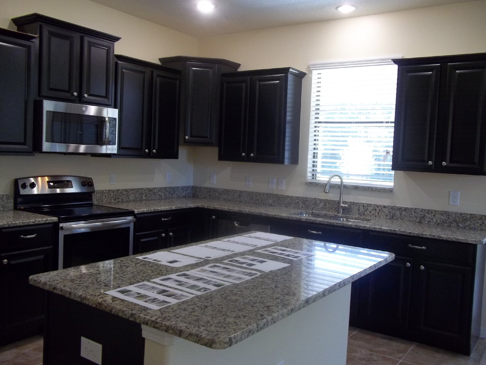 AWESOME BRAND NEW property image