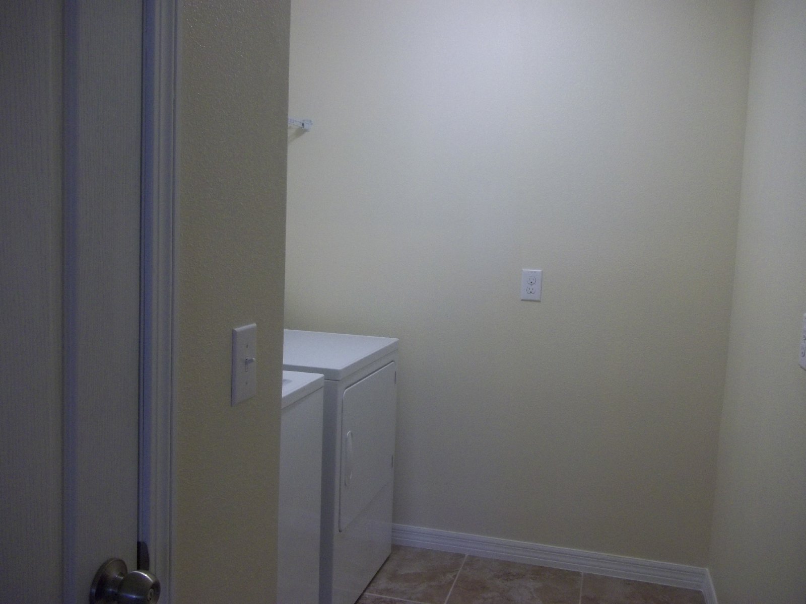 AWESOME BRAND NEW property image