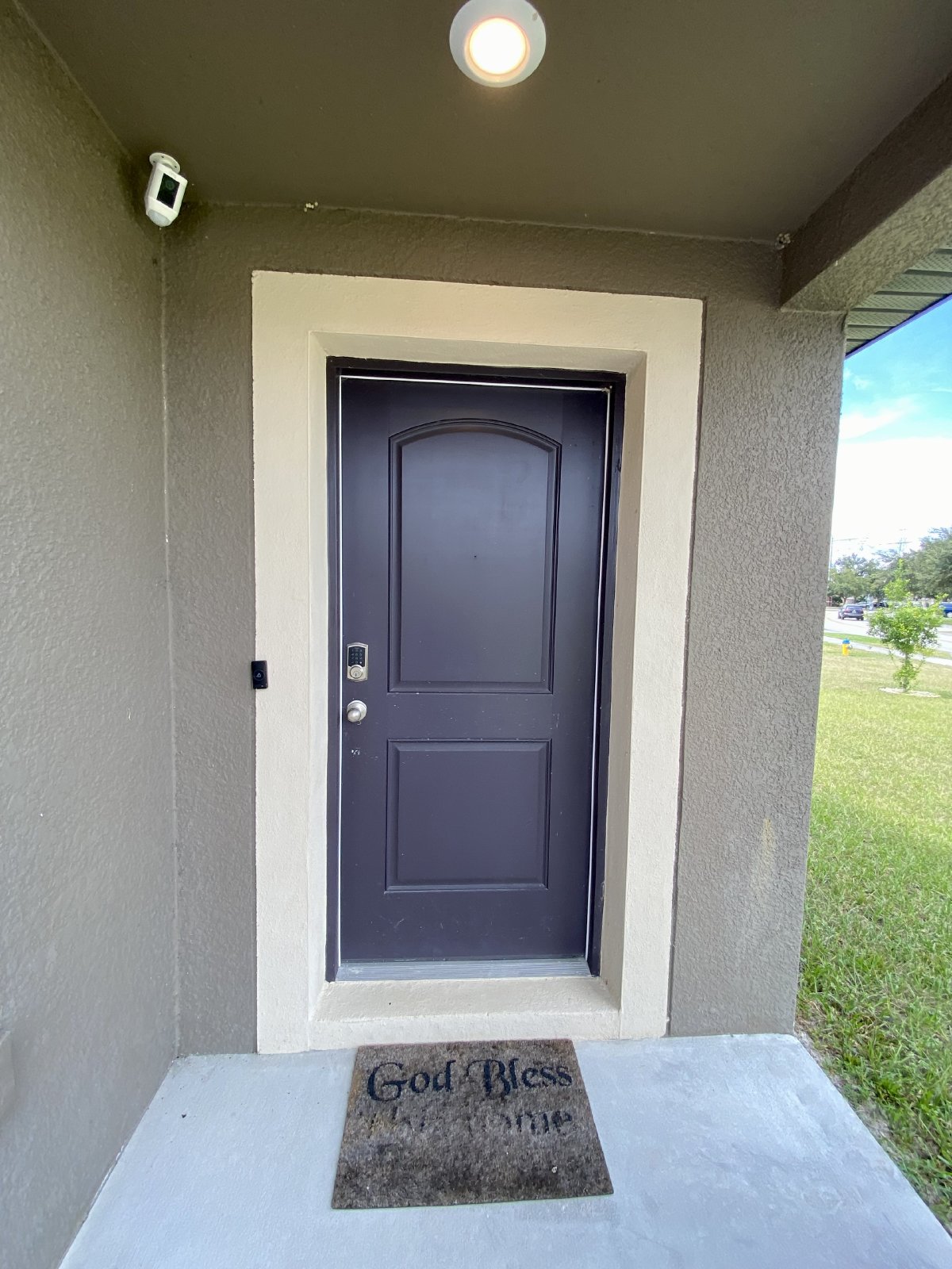 Beautiful 4 Bed 2.5 Bath Corner Lot Gate Community Home For Rent!!! property image