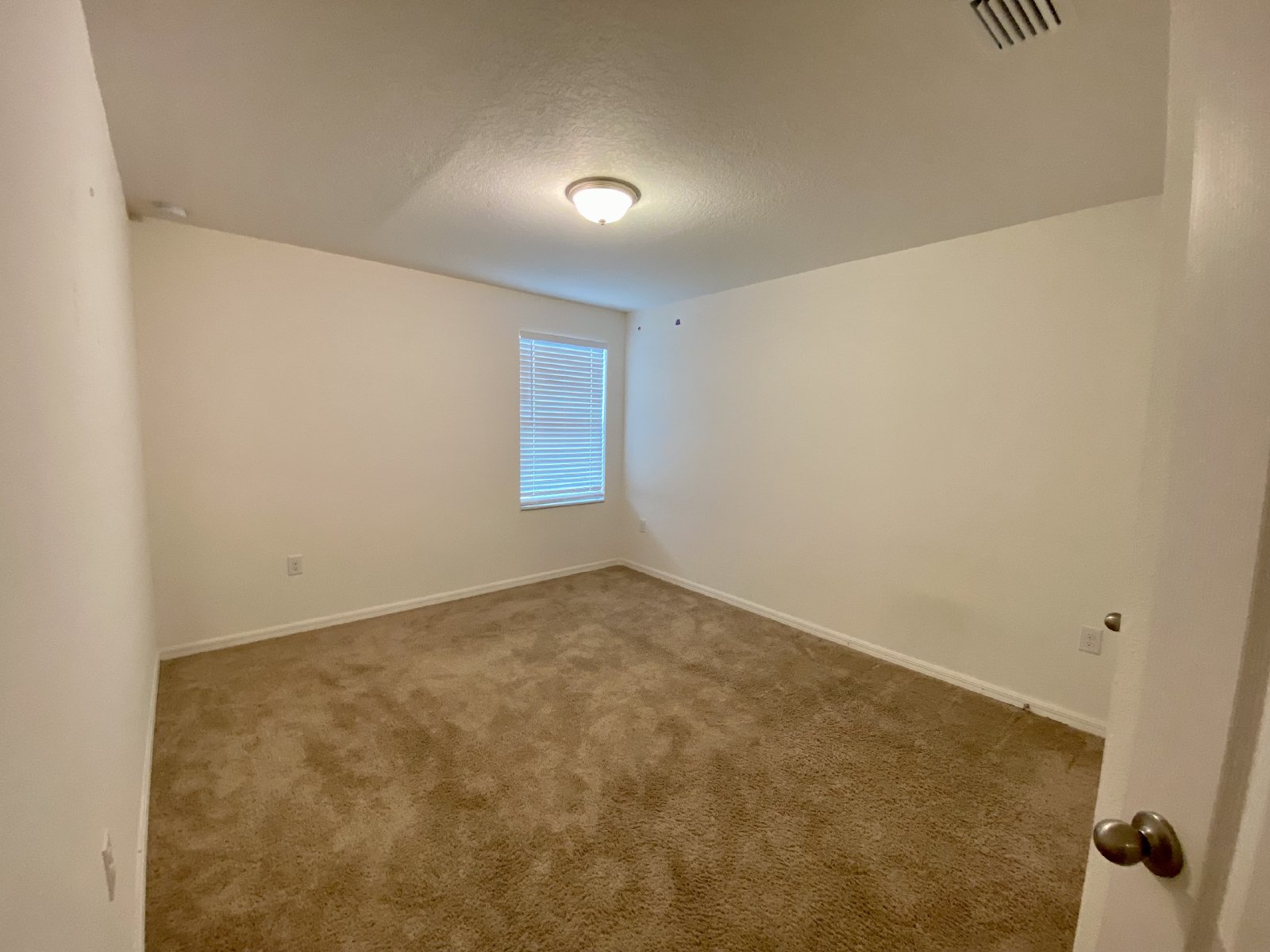 Beautiful 4 Bed 2.5 Bath Corner Lot Gate Community Home For Rent!!! property image