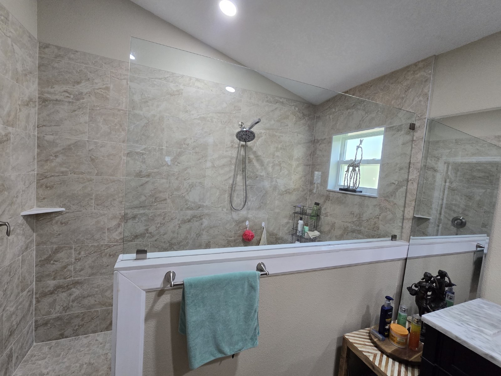 Beautiful 3/2/2 In Royal Highlands property image