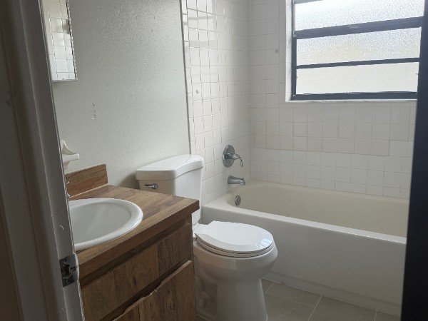 2 Bedroom/1 Bathroom property image