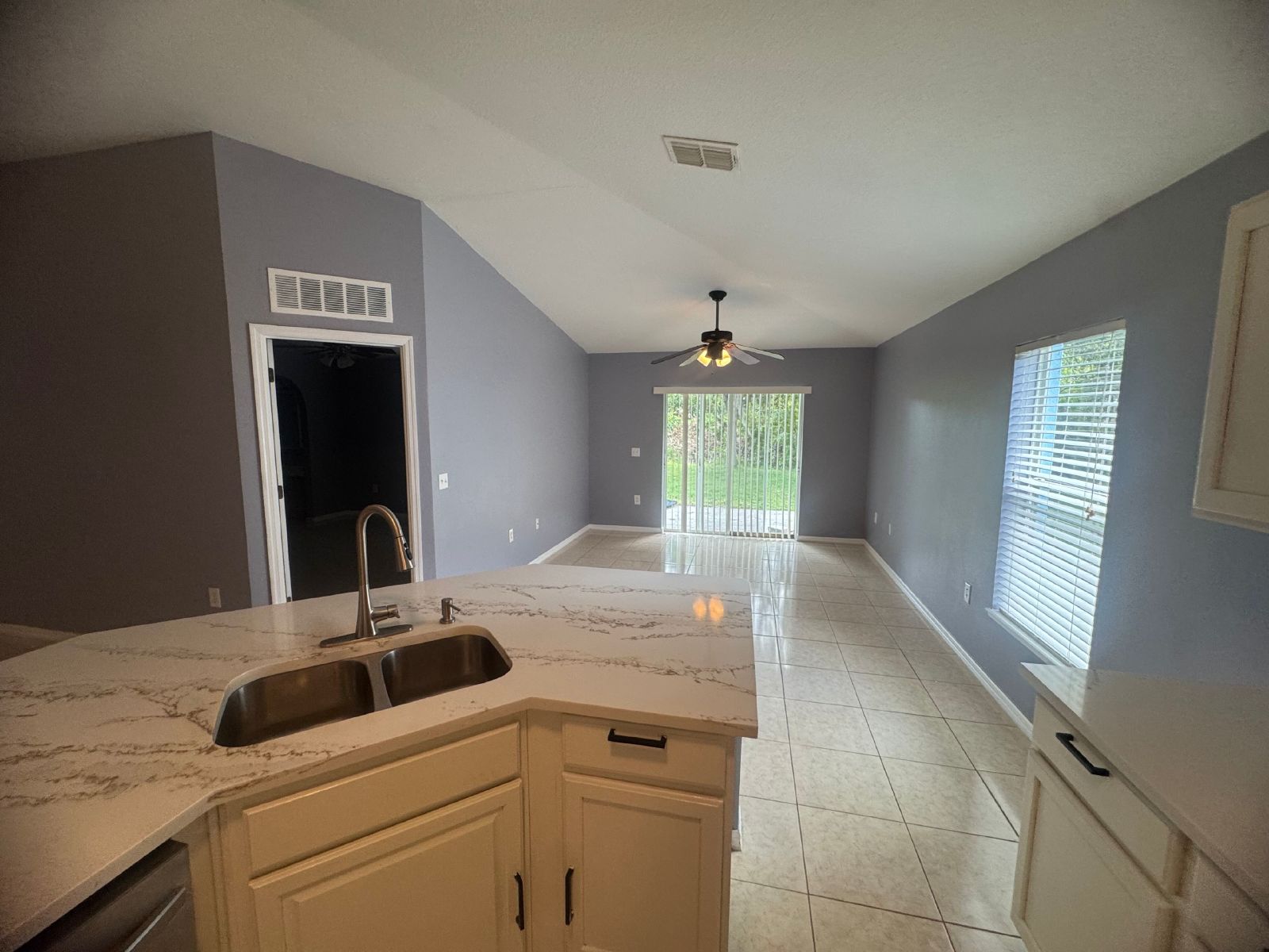 Beautiful 3 Bed 2 bath Home In Land O Lakes property image