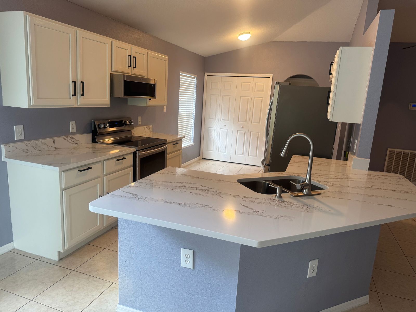 Beautiful 3 Bed 2 bath Home In Land O Lakes property image