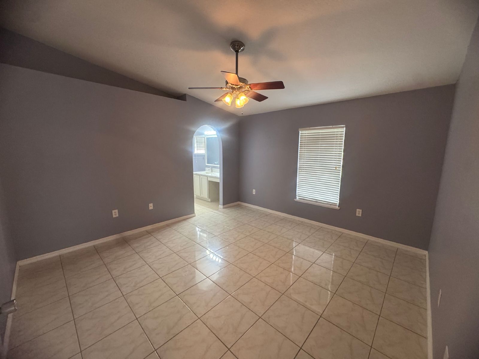 Beautiful 3 Bed 2 bath Home In Land O Lakes property image