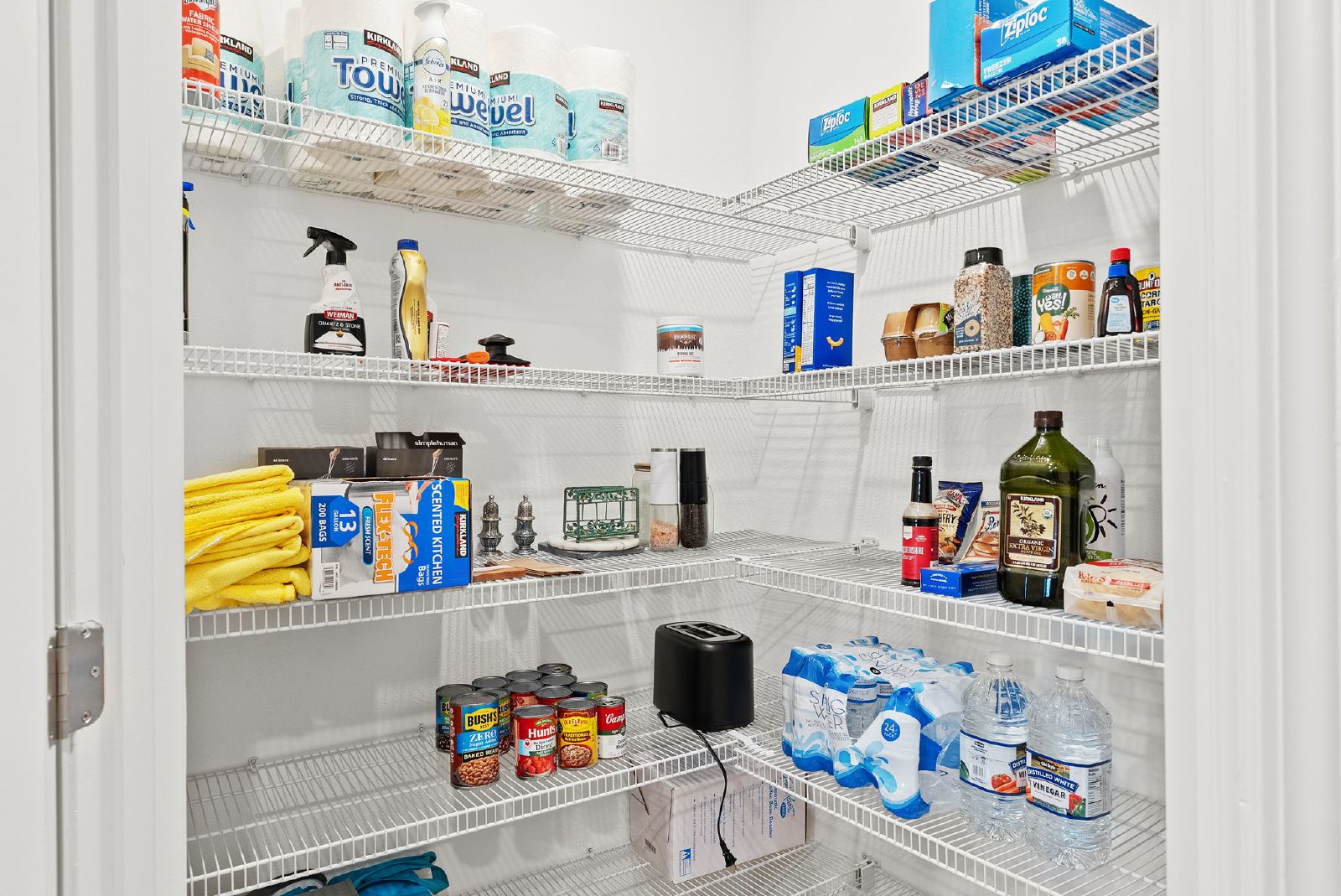 Gated Active Adult 2 Bed 2 Bath Villa Available For RENT!!!!! property image