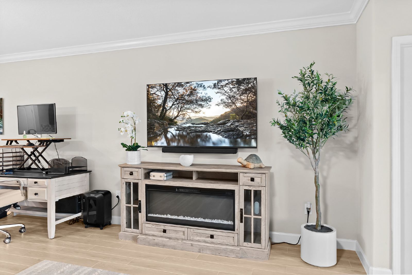 Gated Active Adult 2 Bed 2 Bath Villa Available For RENT!!!!! property image