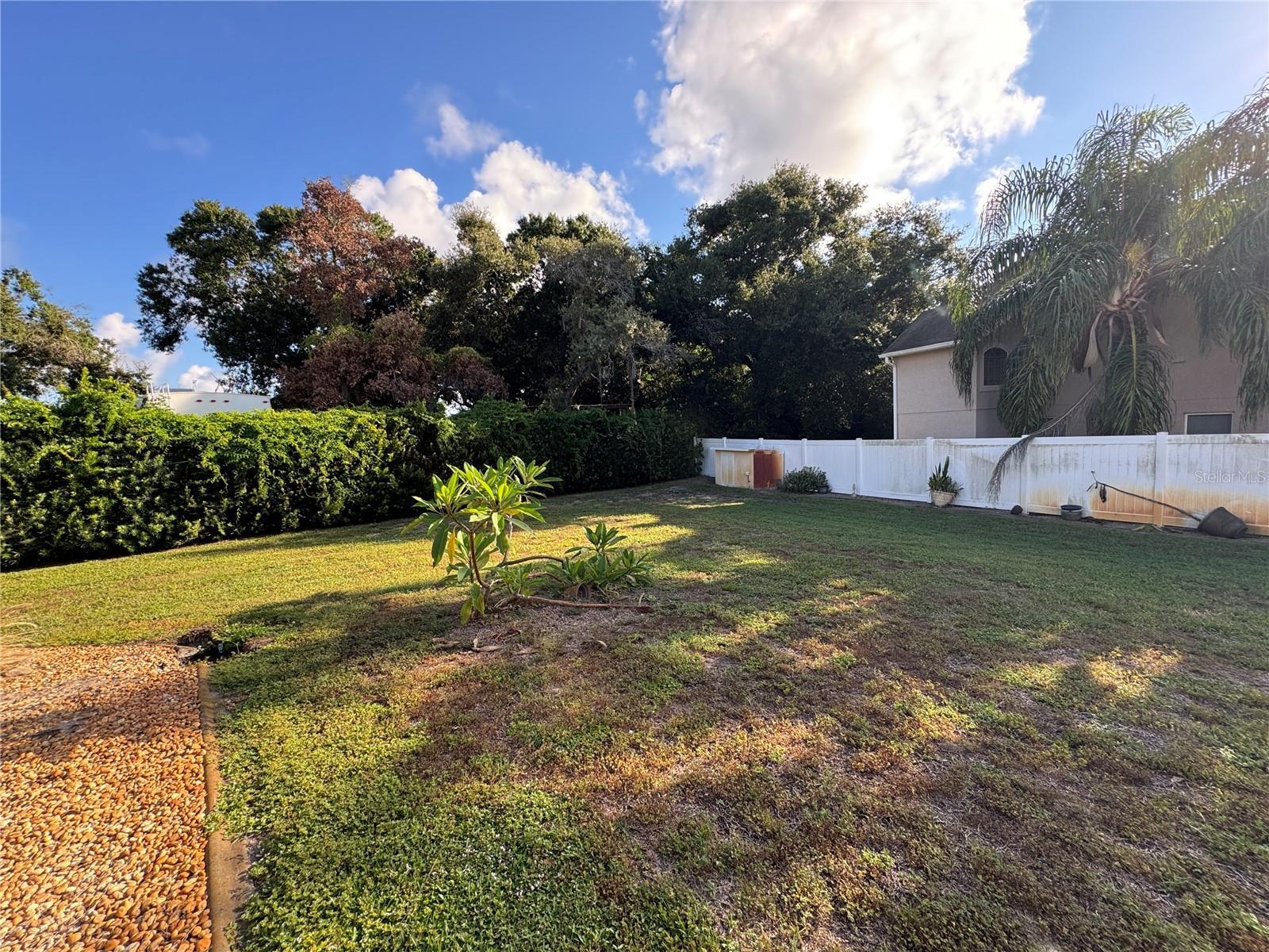 Beautiful 3/2/2 With Screened Lanai On Cul-de-sac property image