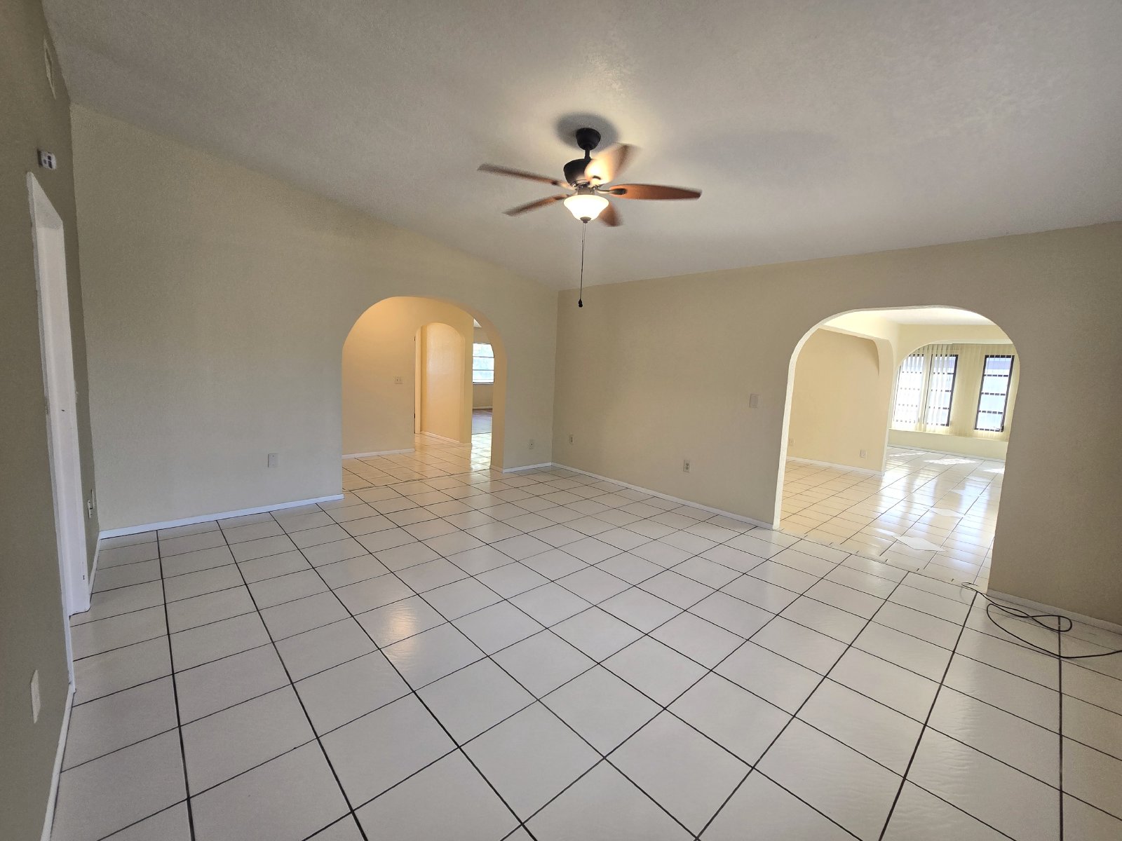 3/2/1/CP Available Now in Spring Hill! property image