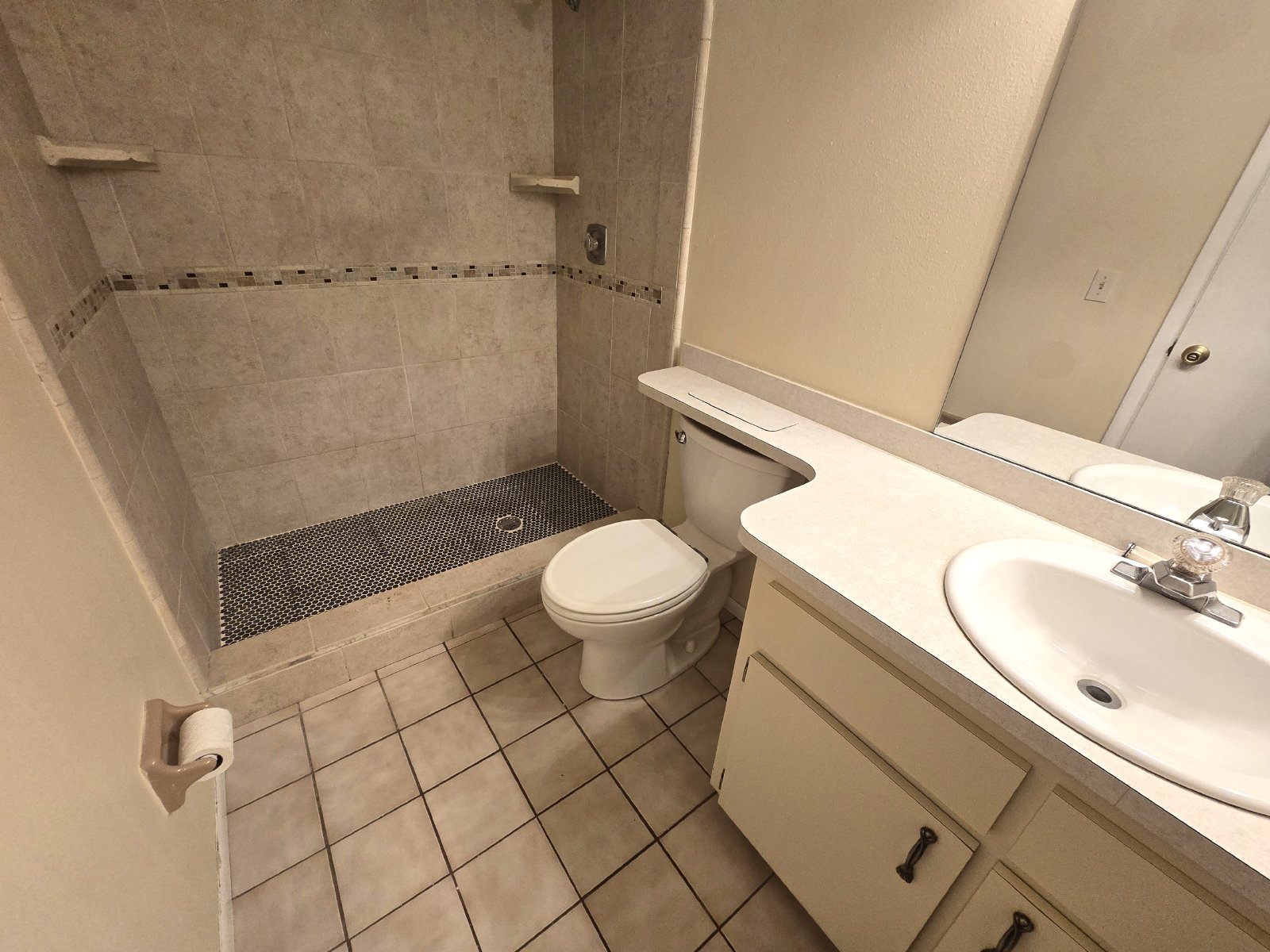 3/2/1/CP Available Now in Spring Hill! property image