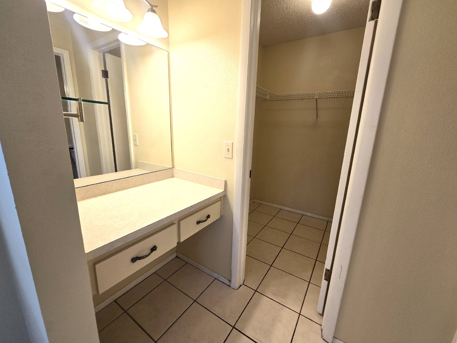 3/2/1/CP Available Now in Spring Hill! property image