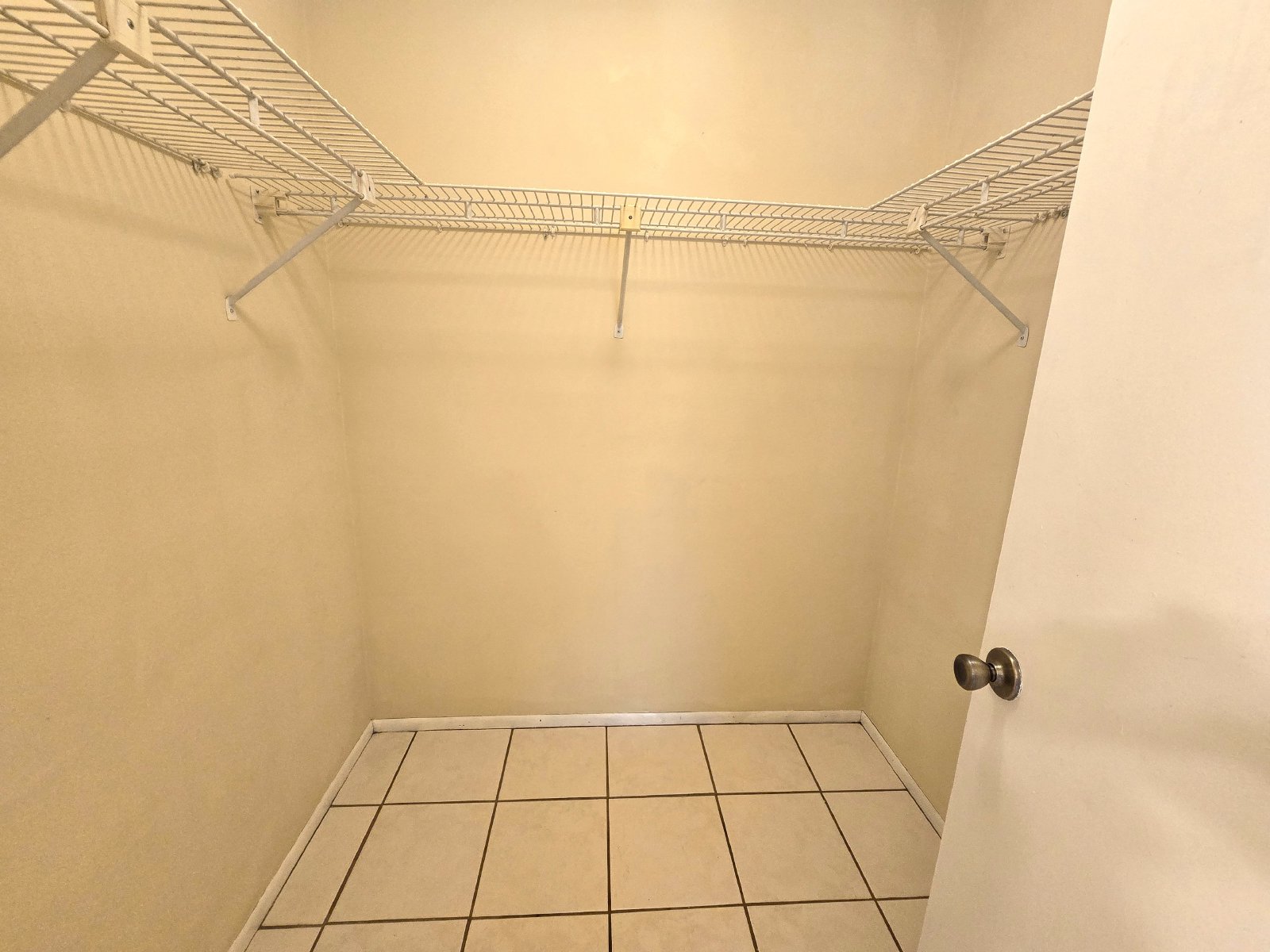 3/2/1/CP Available Now in Spring Hill! property image