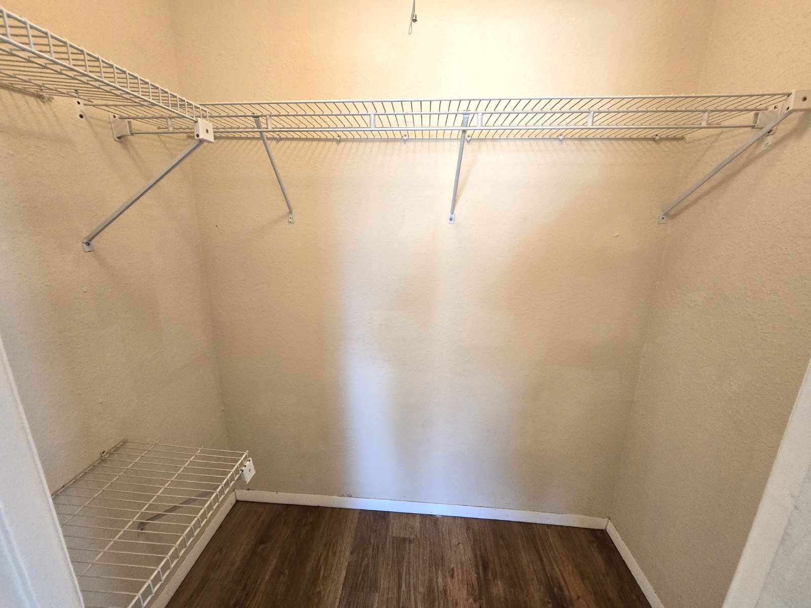 3/2/1/CP Available Now in Spring Hill! property image