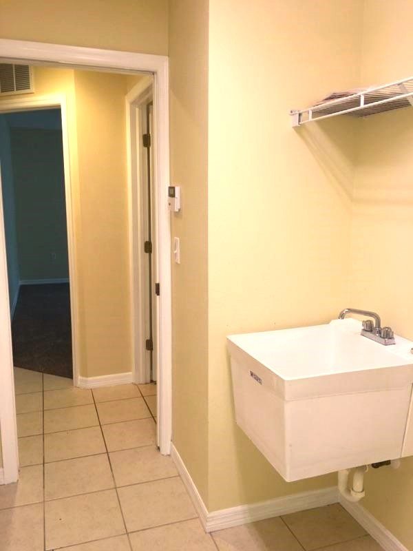 3/2/2 Located In Spring Hill, FL! property image