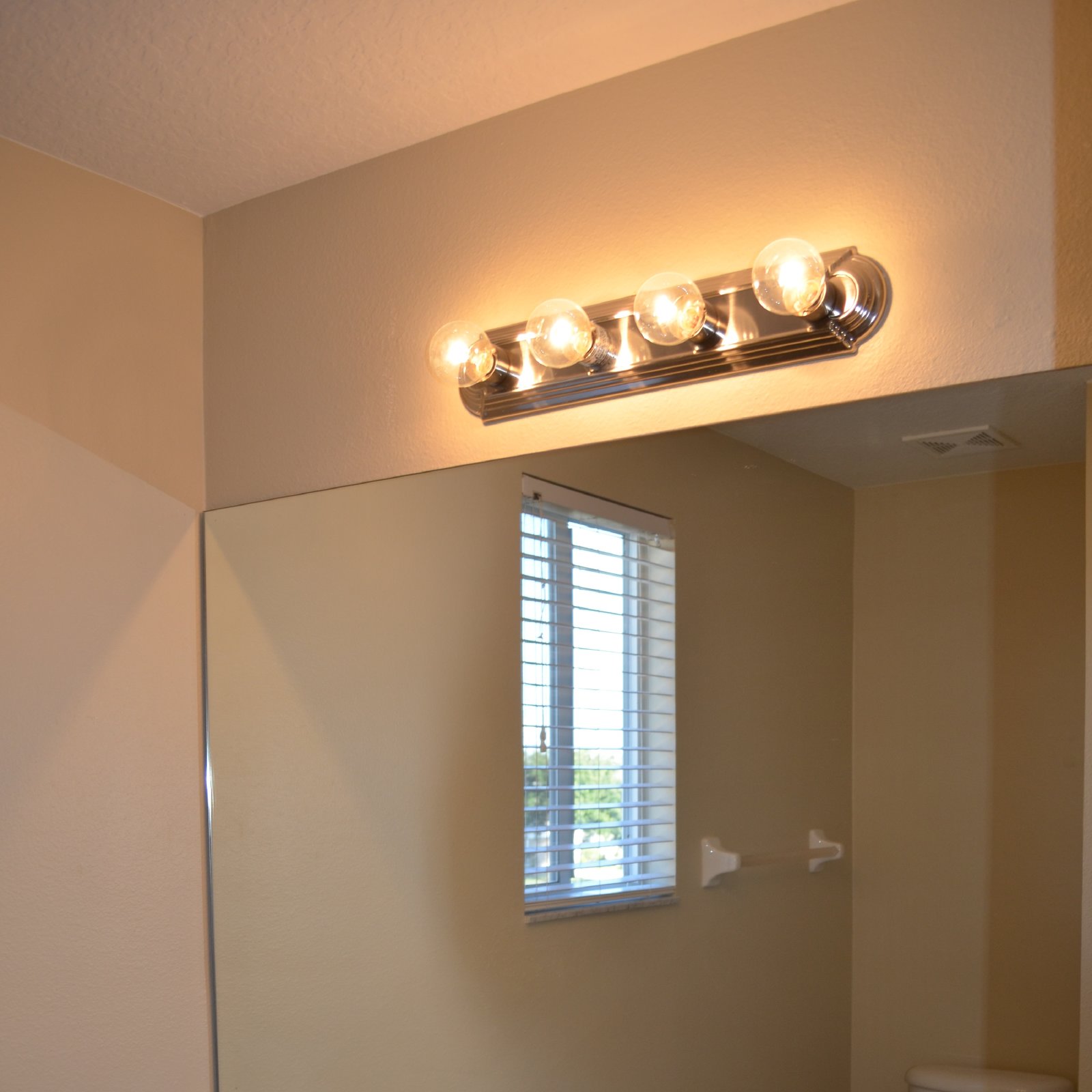 UPGRADES GALORE! FENCED! property image